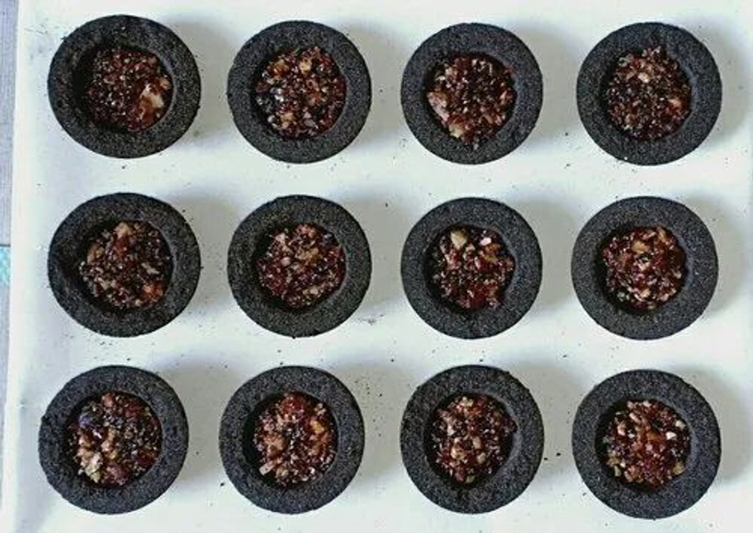 Image of MAA SHAKTI Natural Sandalwood (CHANDAN) and Pure Guggal Loban Sambrani Dhoop Cups (12 Pcs) Sandal Dhoop