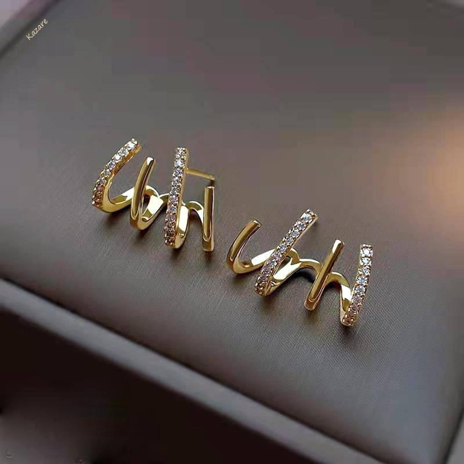 kazare Alloy Stud Earring - Image 1