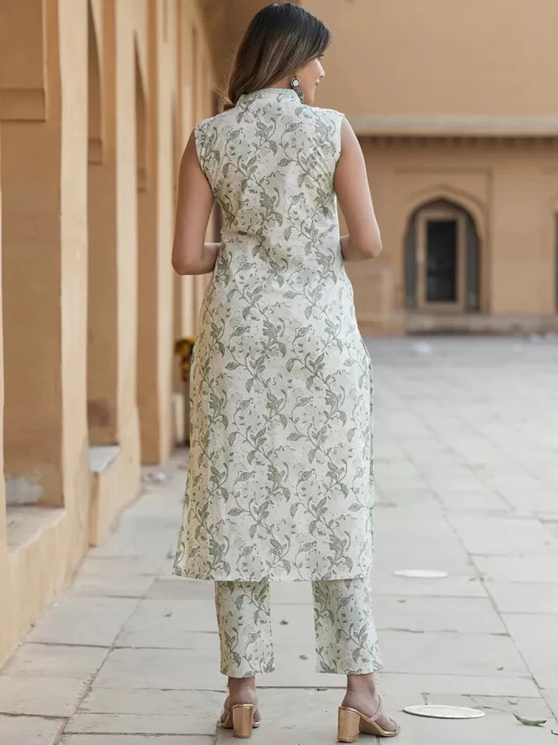 Image of Lamba Creations Women Kurti Pant Dupatta Set