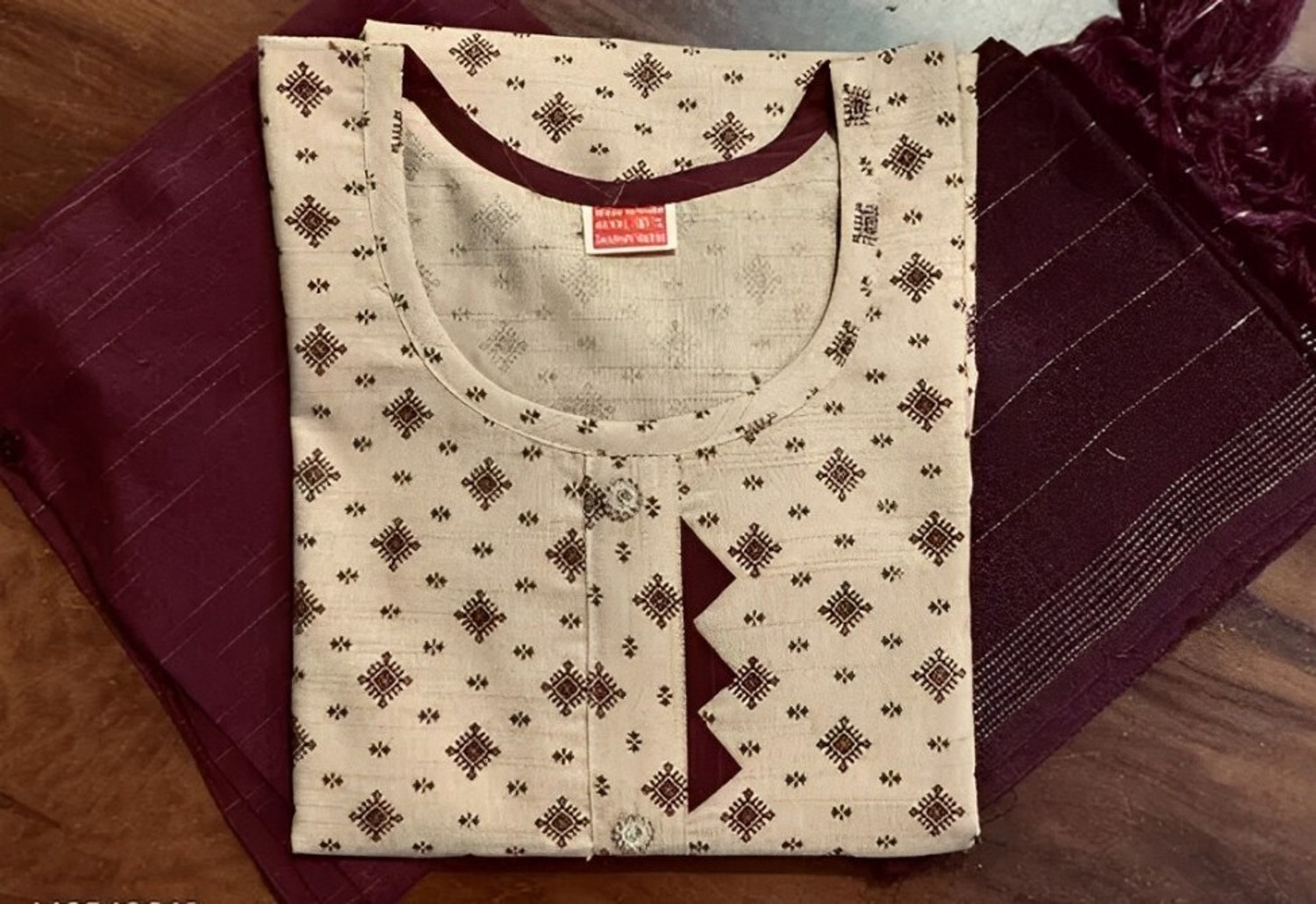 Image of Leafhandlooms Women Kurta and Pant Set
