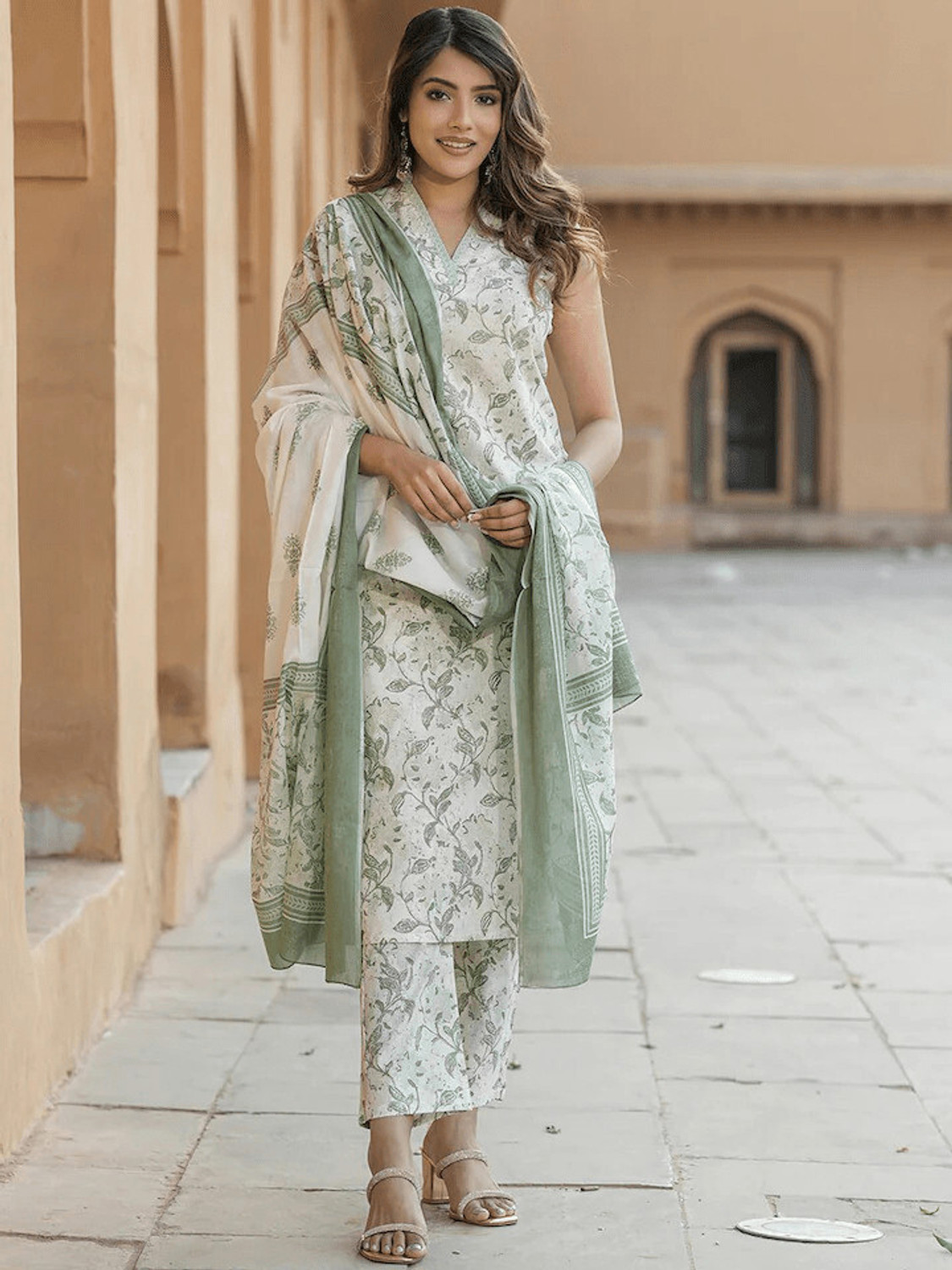 Image of Lamba Creations Women Kurti Pant Dupatta Set