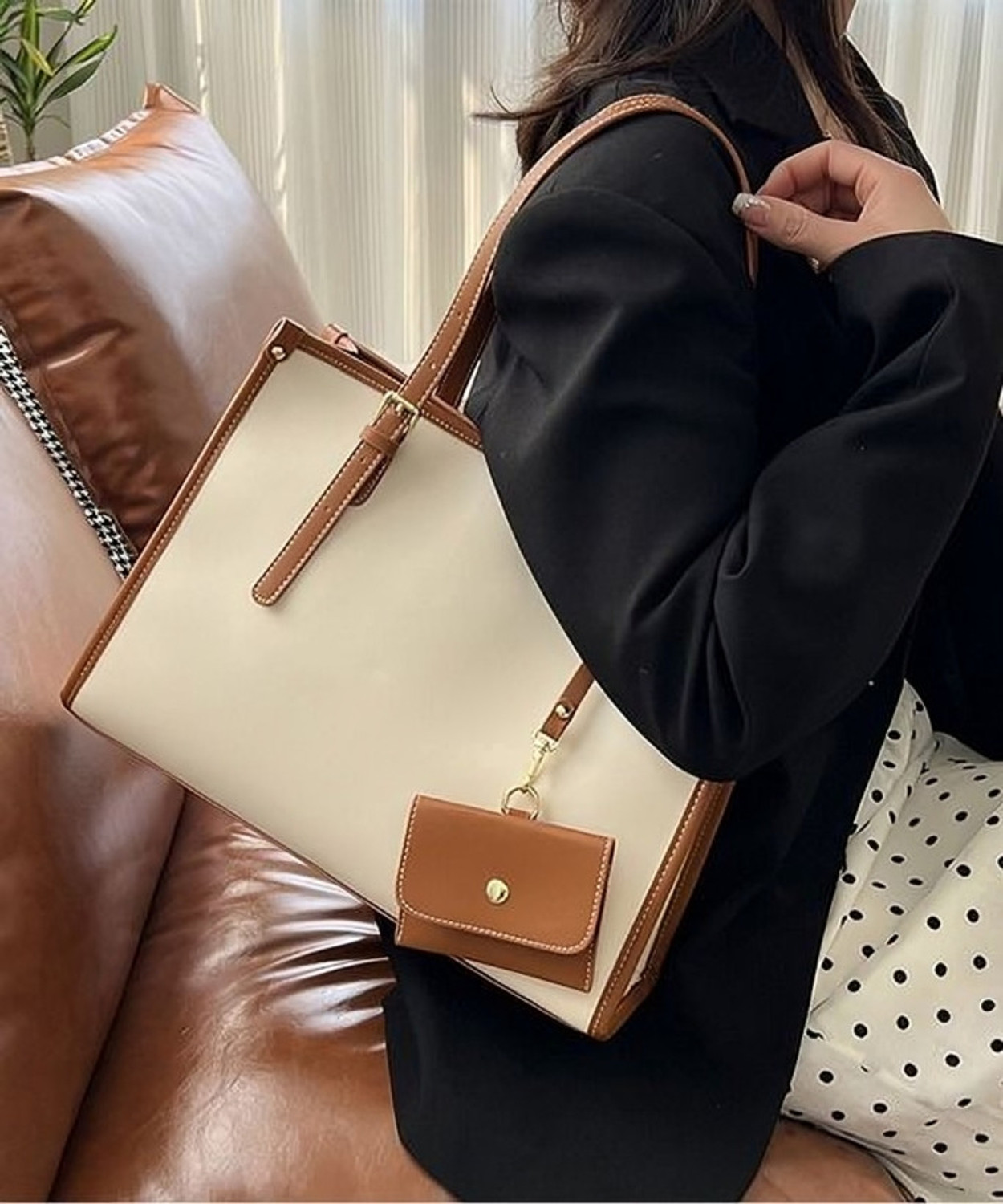 Image of s.p. pearls Women Tan Tote