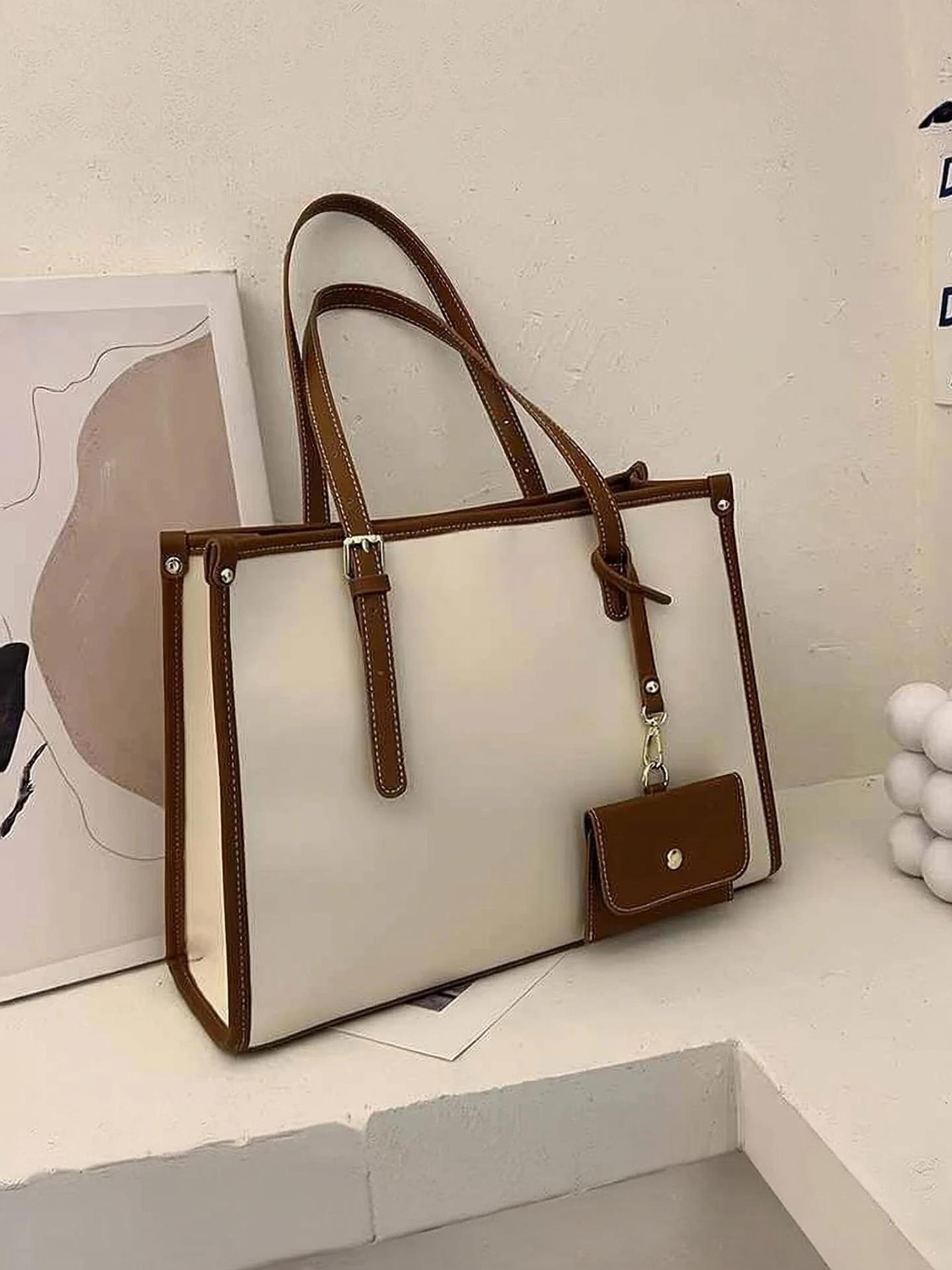 LIZIQI Women Brown Messenger Bag