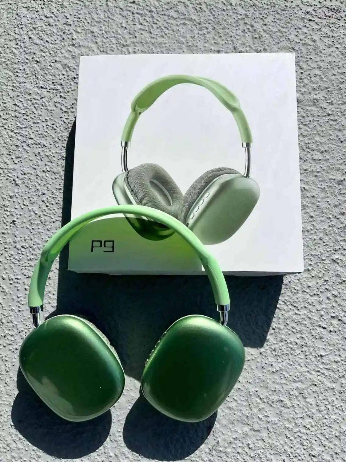 Pharaoh on the ear headphone se8 Bluetooth - Image 2
