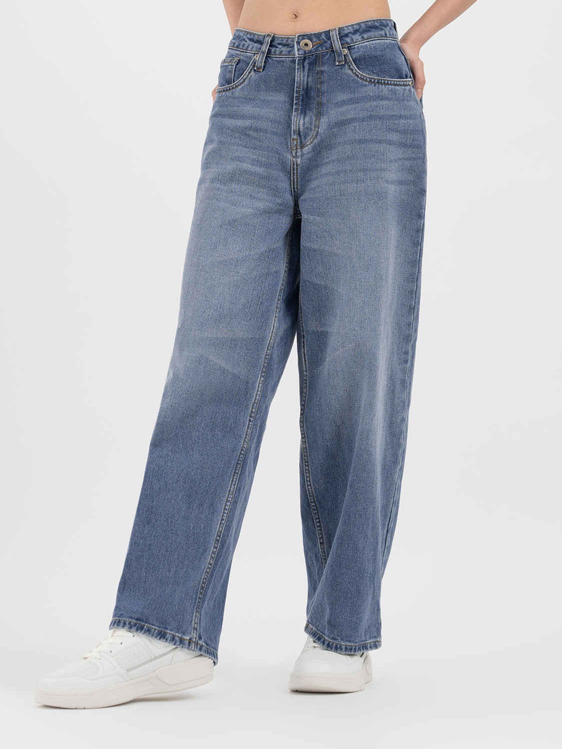 Image of RED TAPE Loose Fit Women Blue Jeans