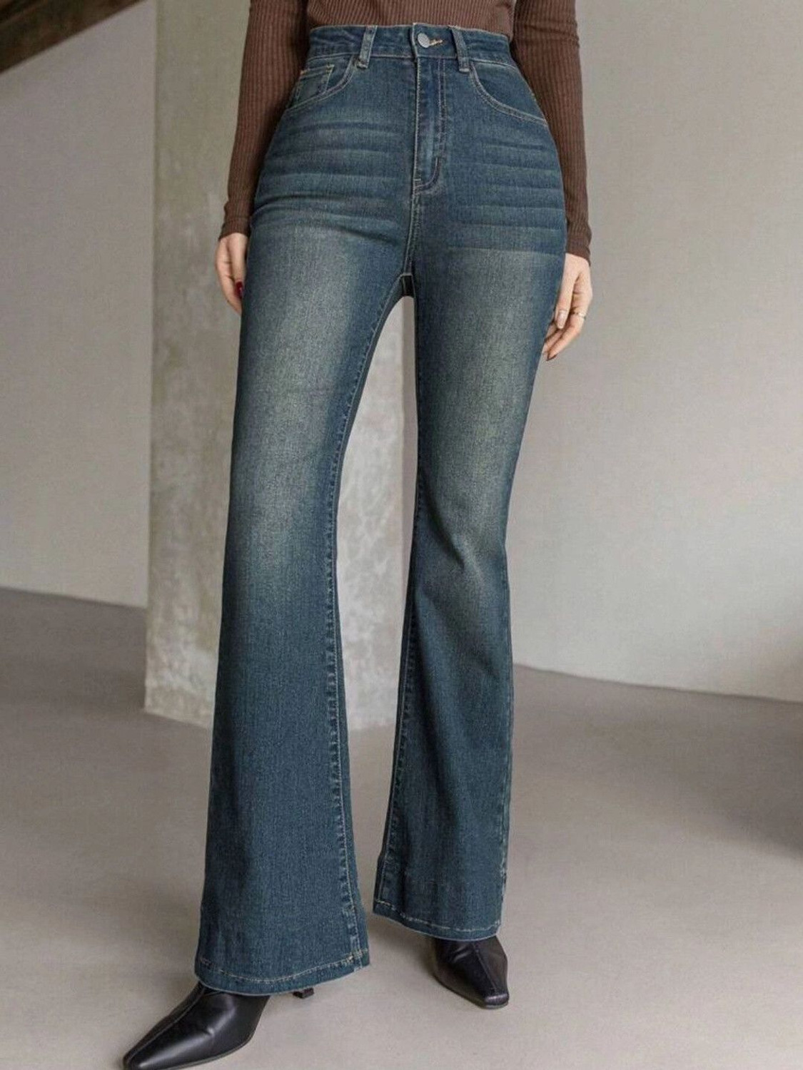 Image of AADVI FASHION Flared Women Green Jeans