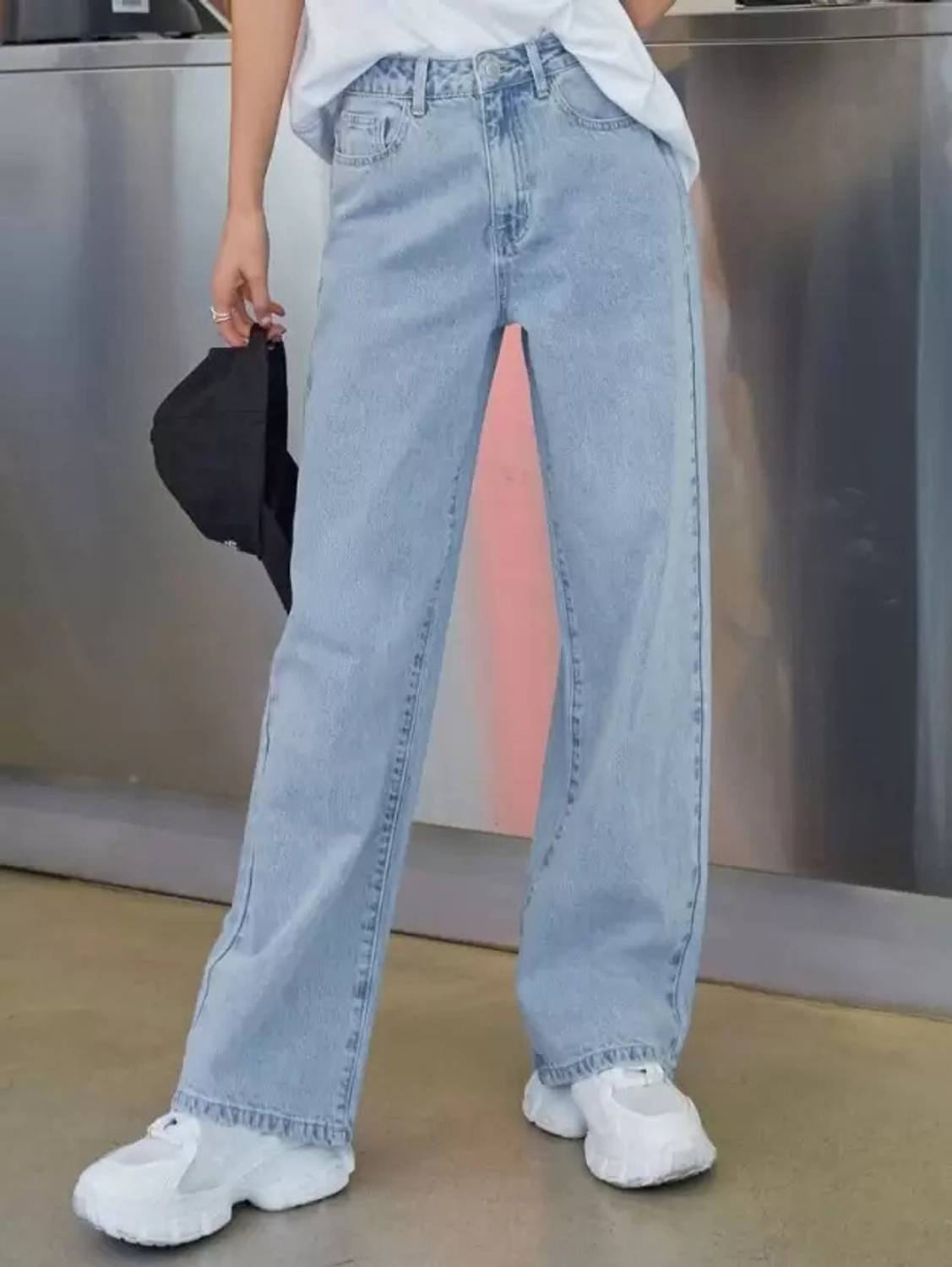 linaria Loose Fit Women Light Blue Jeans