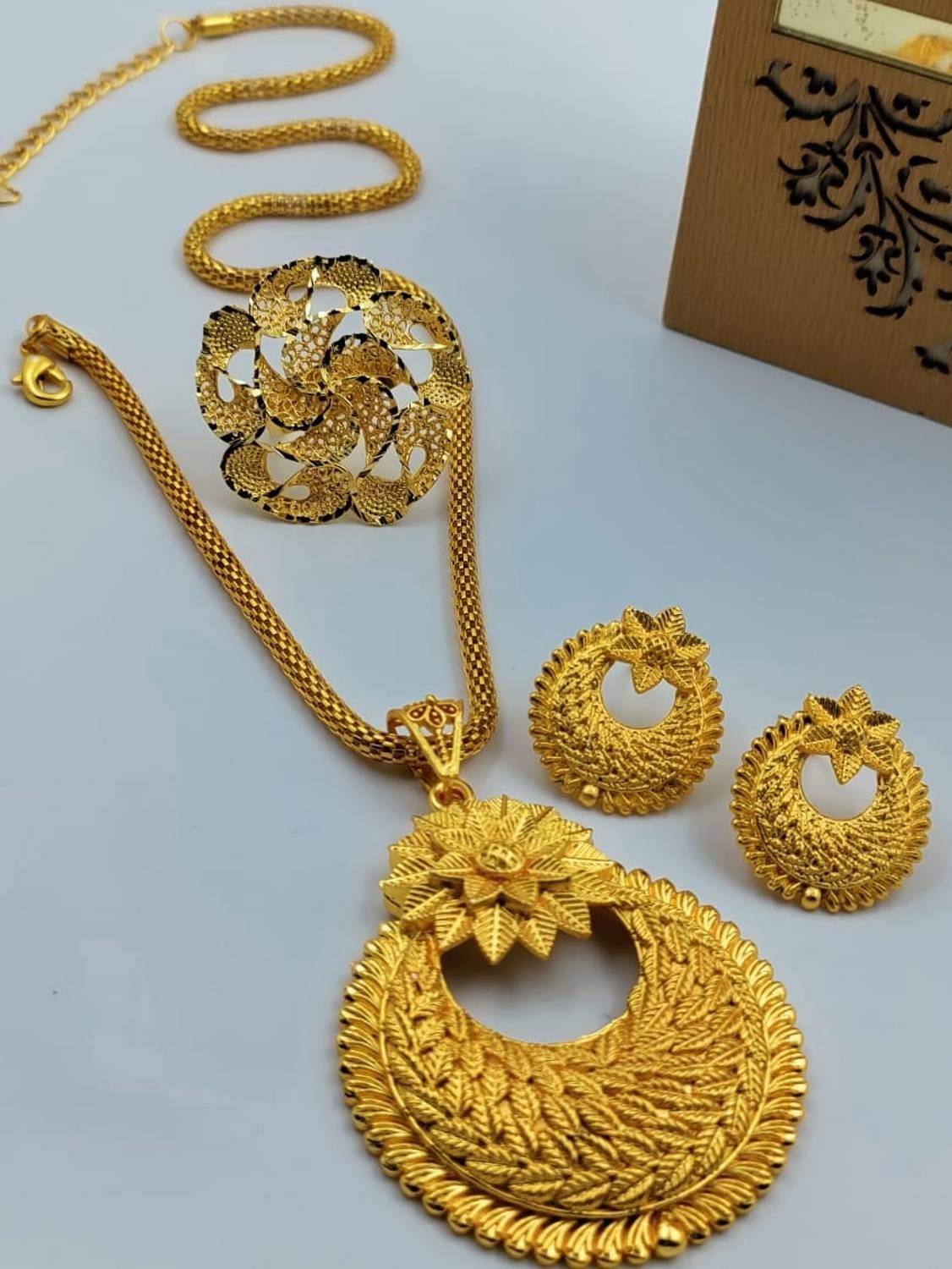 Palli Creation Brass Gold-plated Gold Jewellery Set
