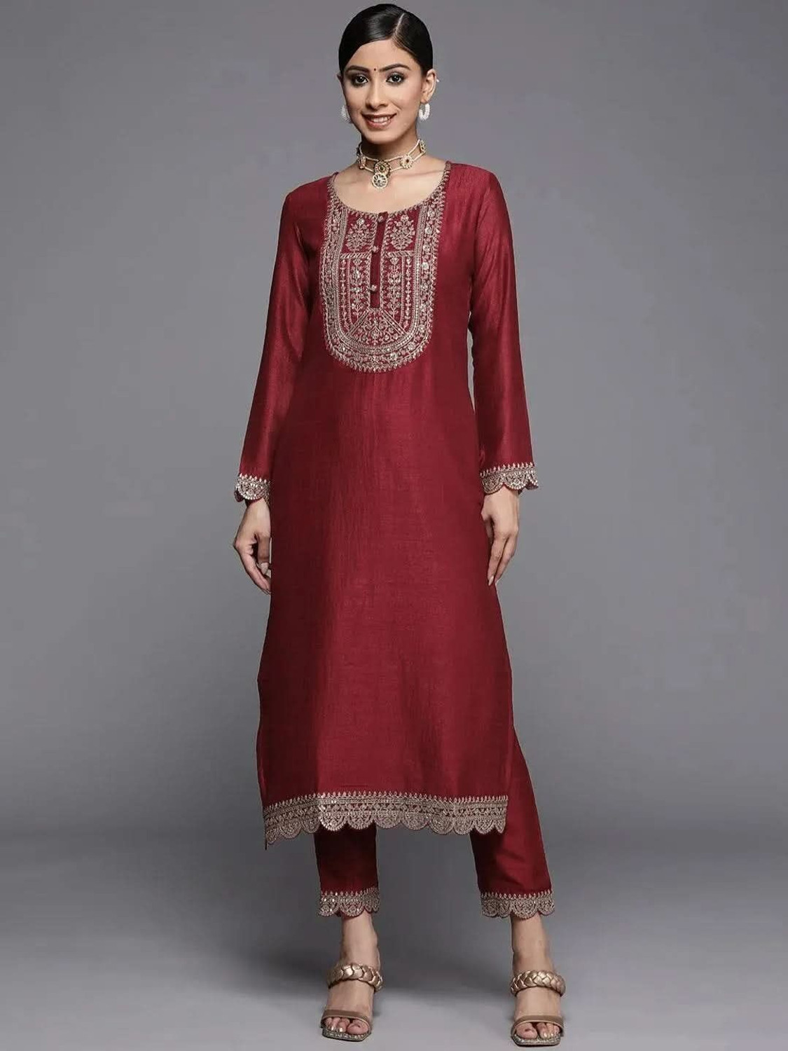 Image of NARACHI TEXWORLD Women Embroidered Straight Kurta