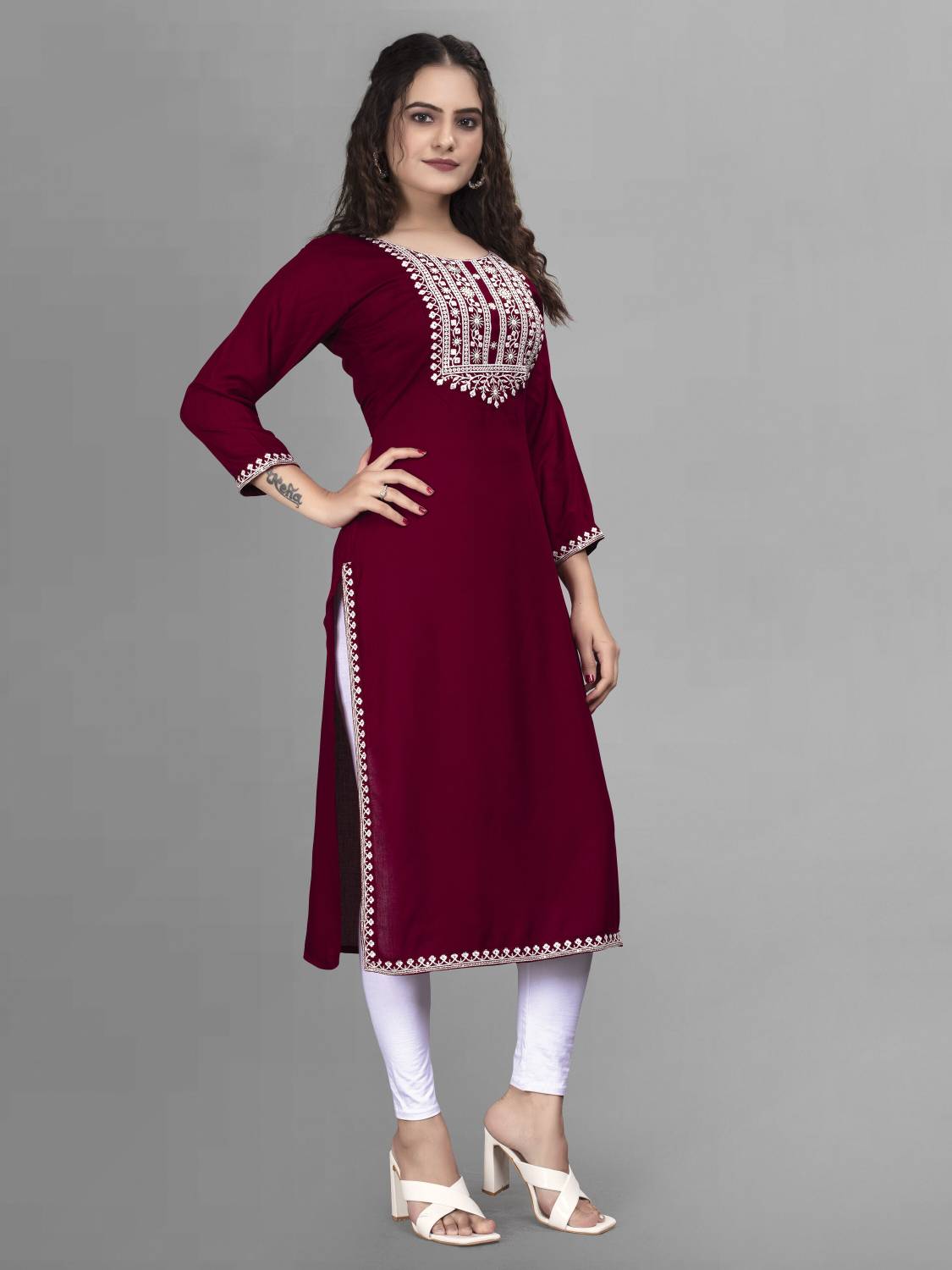 mayraa Women Embroidered A-line Kurta