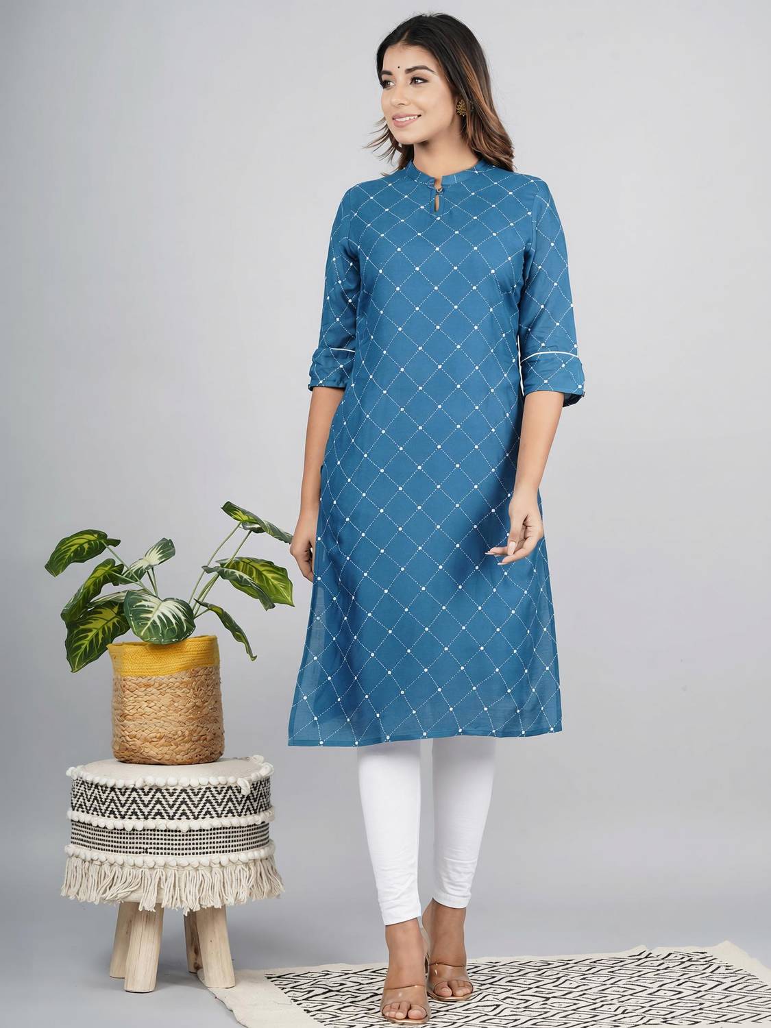 Bachuu Women Printed Straight Kurta