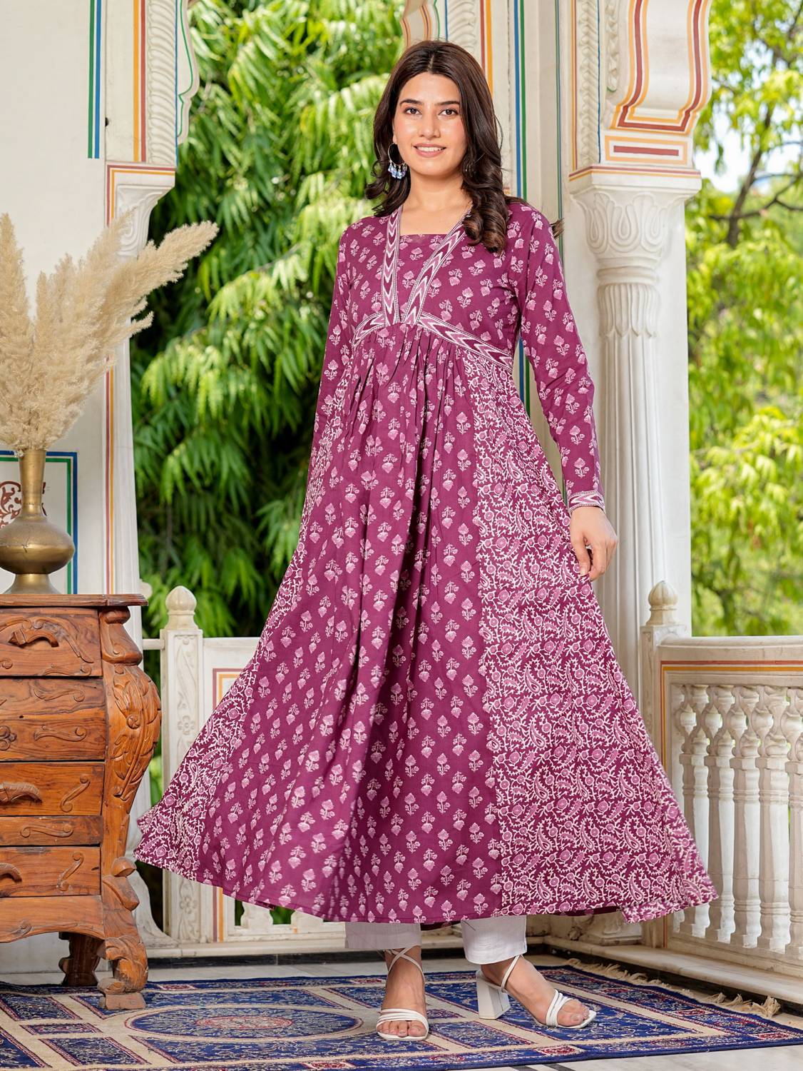 VBUYZ Women Floral Print Pure Cotton Anarkali Kurta (Purple)