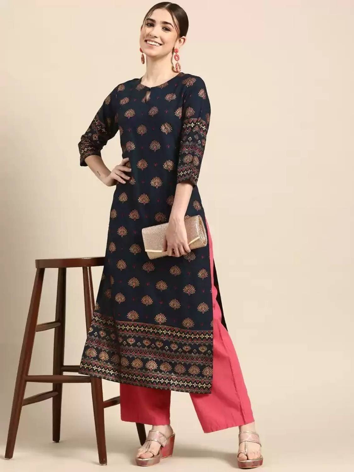 SAK JAIPUR Women Printed Viscose Rayon Straight Kurta (Multicolor