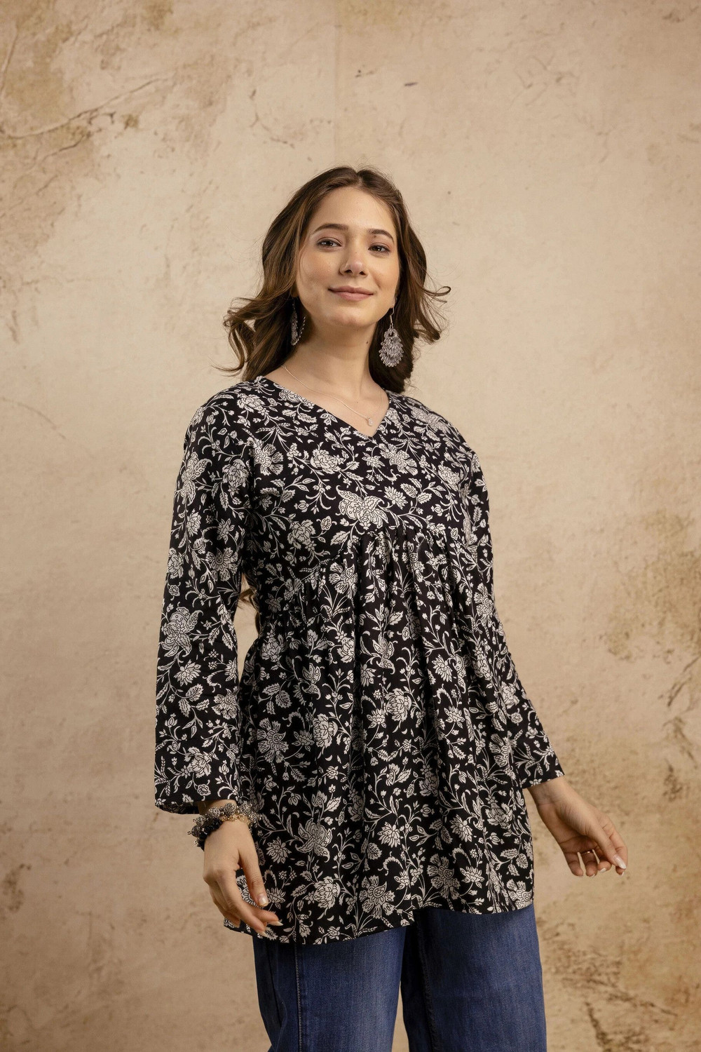 Image of Mialo fashion Women Printed Flared Kurta
