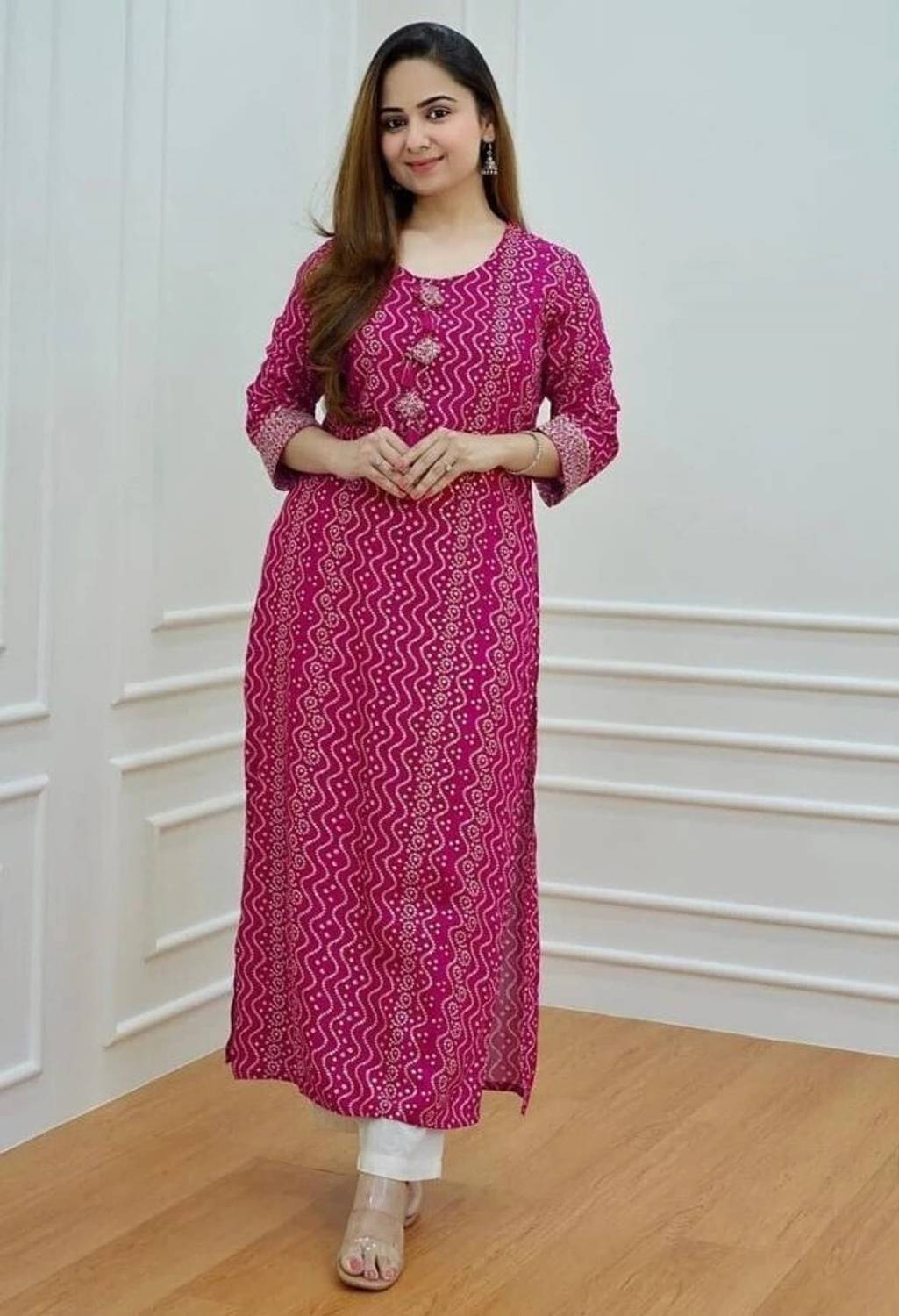 ANGIYA Women Embroidered Straight Kurta