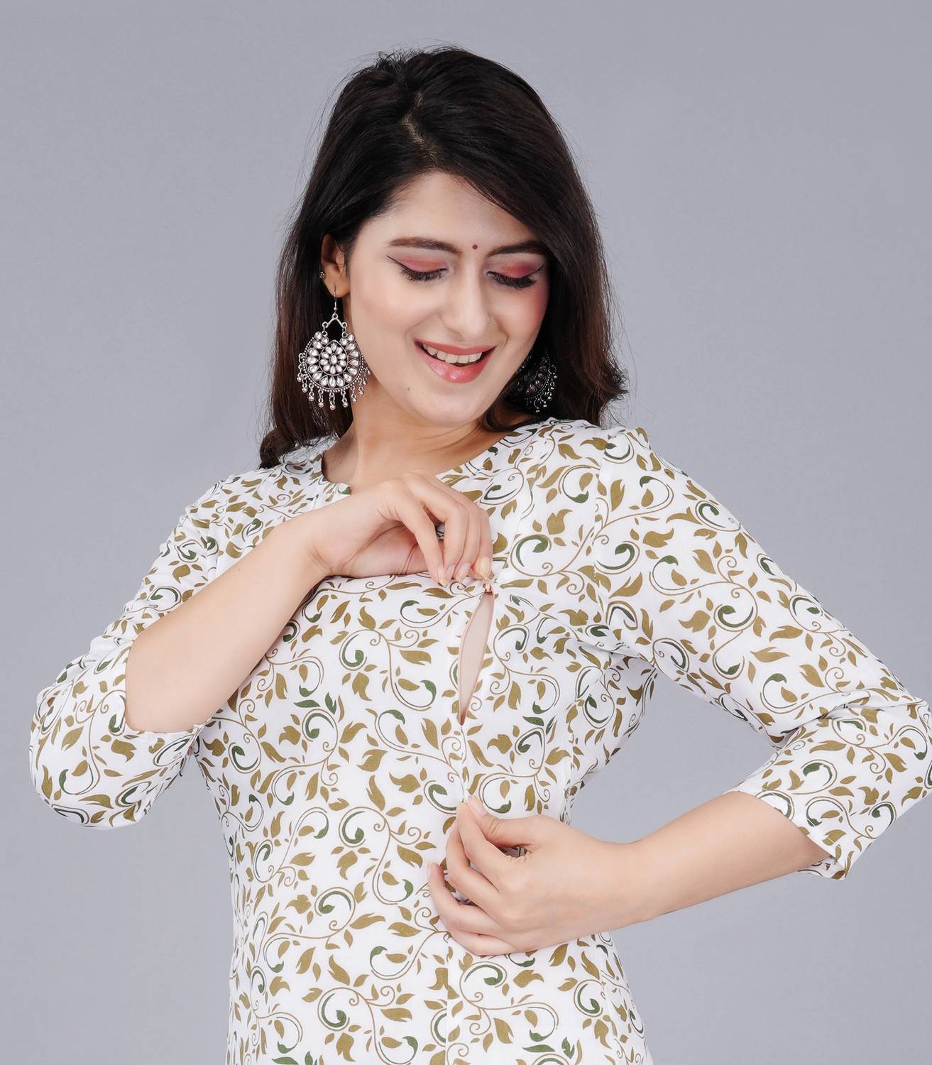 pushpa textile Women Printed Viscose Rayon Straight Kurta (Black)