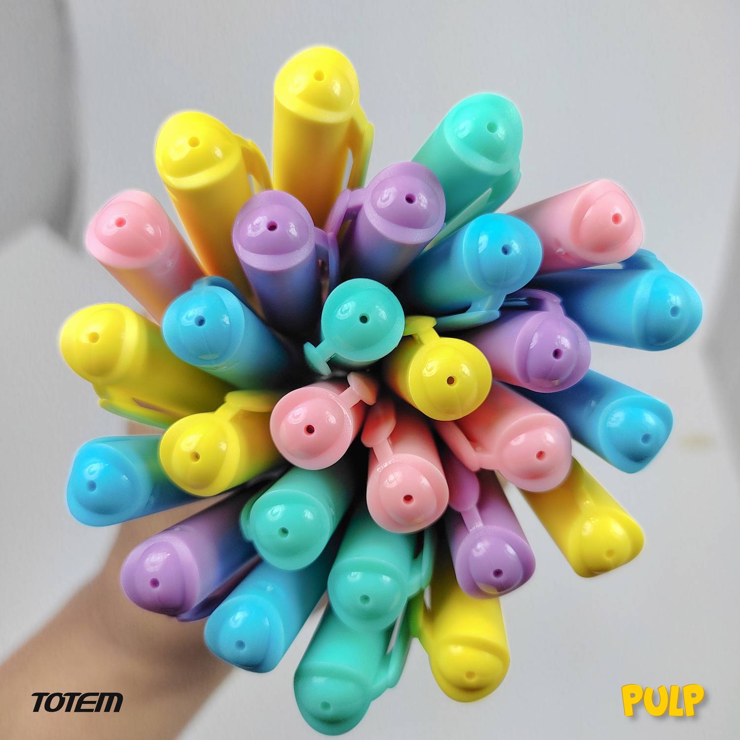 TOTEM Pulp 100 Pens (90 Blue & 10 Black) | 0.7 mm Tip | Fragrance