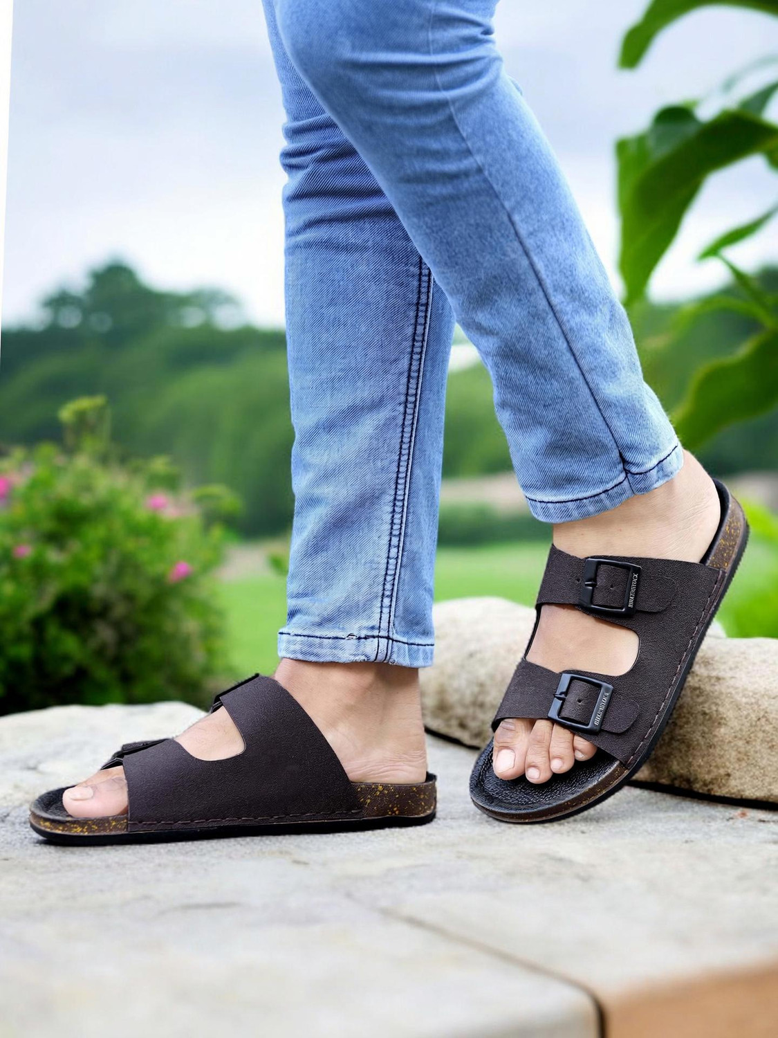 Image of FRONTASTIC Men Sandals