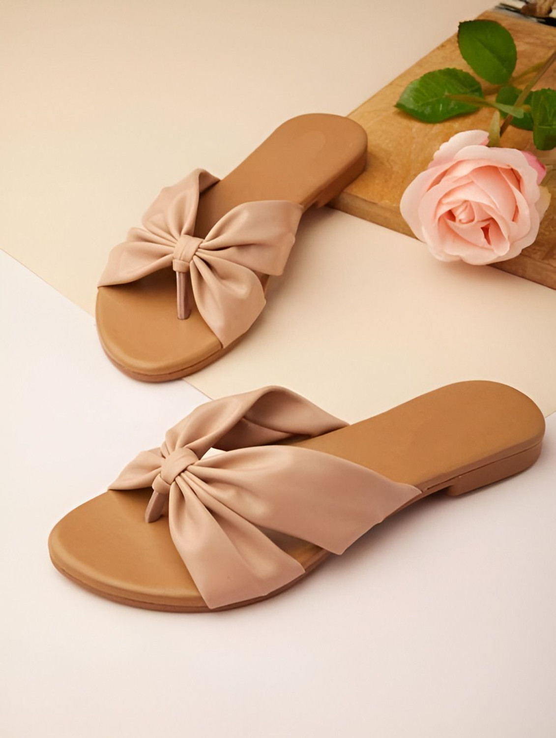 Image of LadyFoot Women Flats