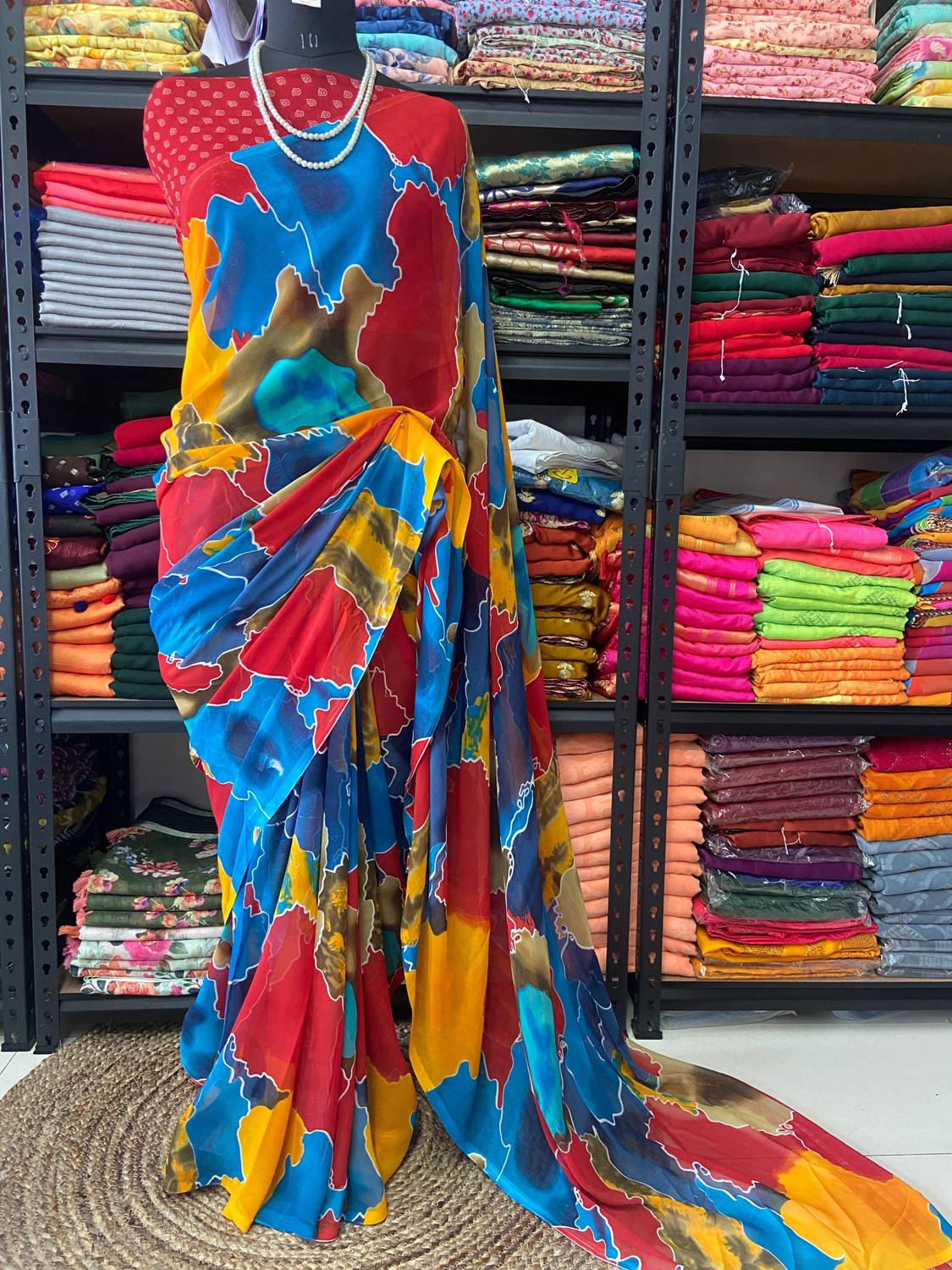 bhavika silk mills Floral Print Daily Wear Georgette Saree