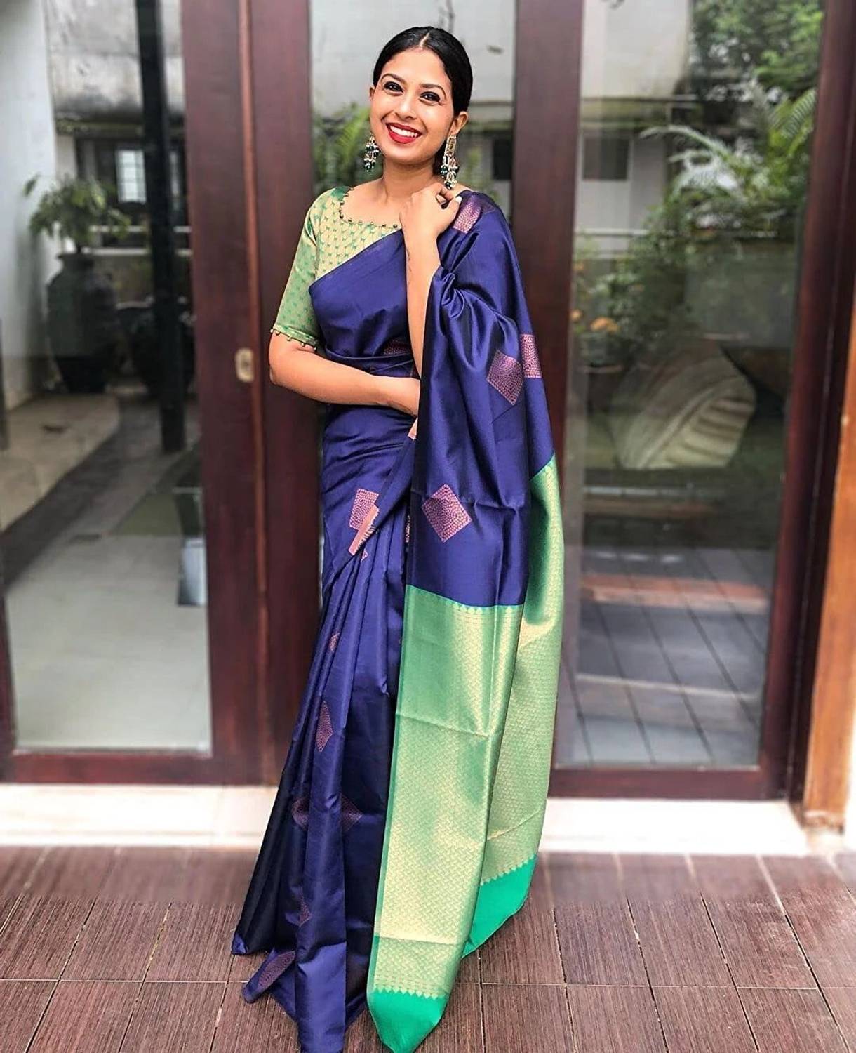 AVANTIKA FASHION Woven Kanjivaram Pure Silk, Art Silk Saree (Blue