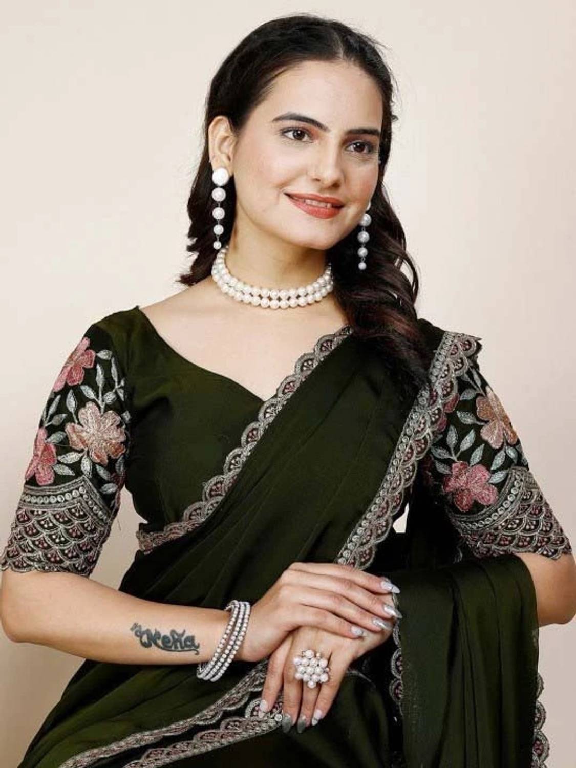 KalyaniTextile Embroidered Daily Wear Chiffon Saree