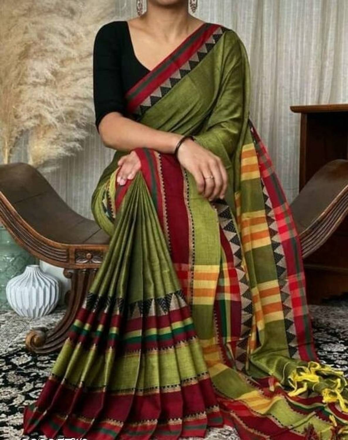 Swapnasaree Self Design Daily Wear Pure Cotton Saree