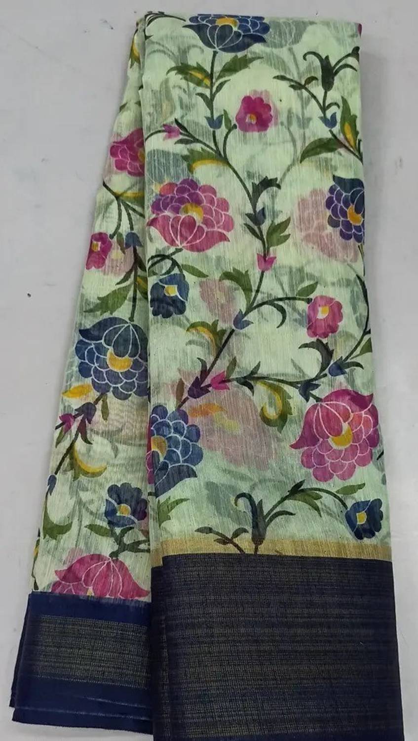 Grubstaker Floral Print, Printed Daily Wear Cotton Blend Saree