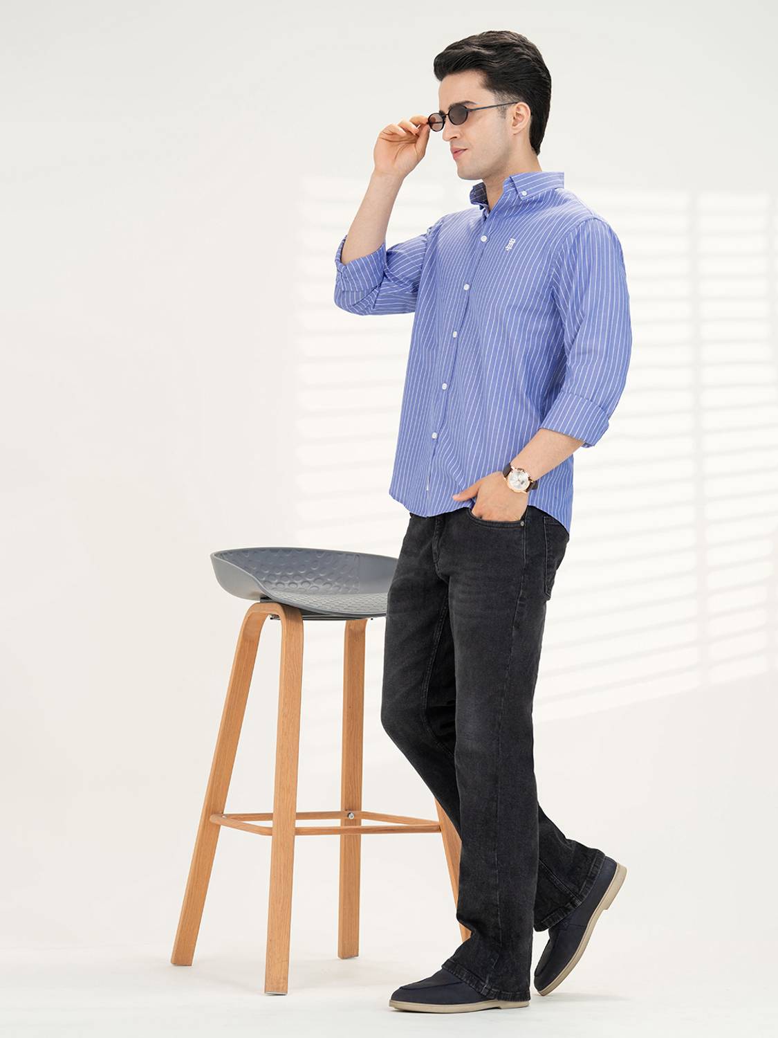 RED रेड टेप Shirt - Image 4