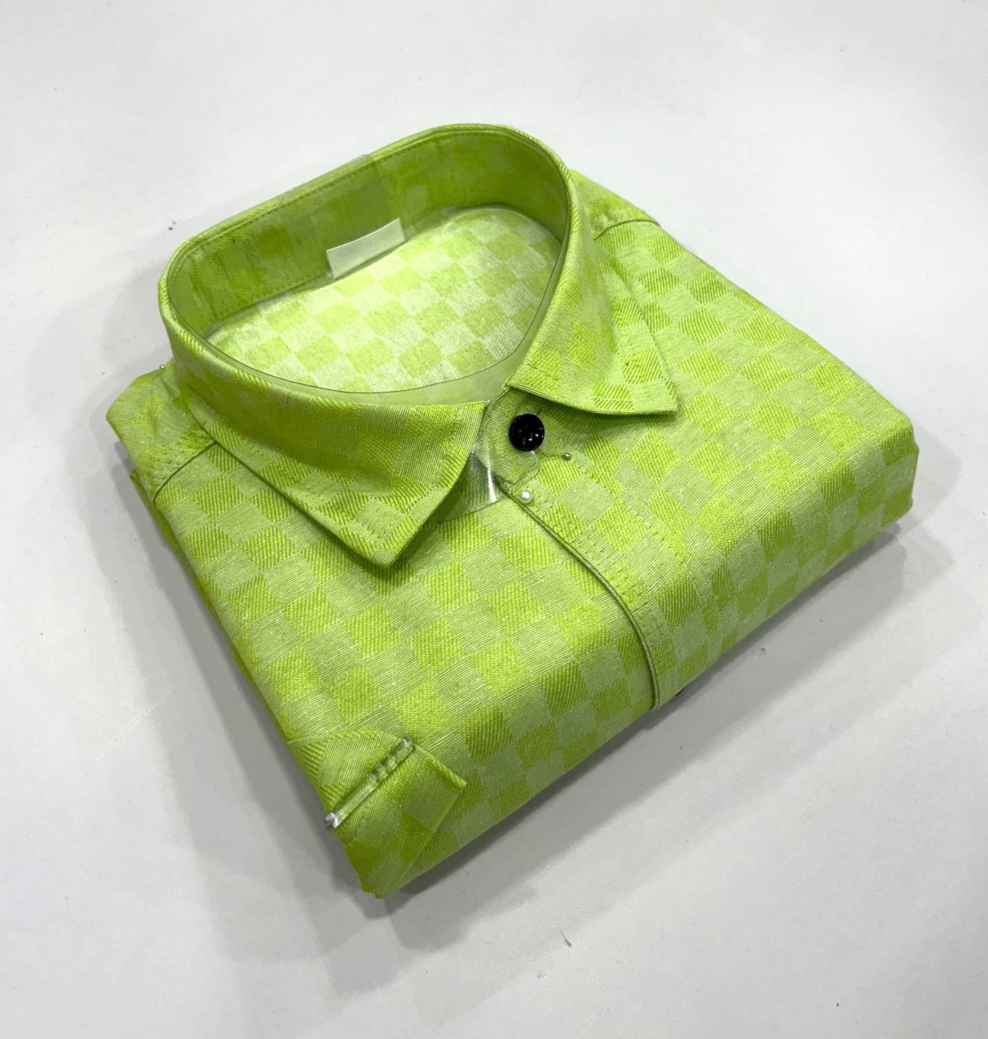 AuzaSho Collection Men Self Design Casual Green Shirt