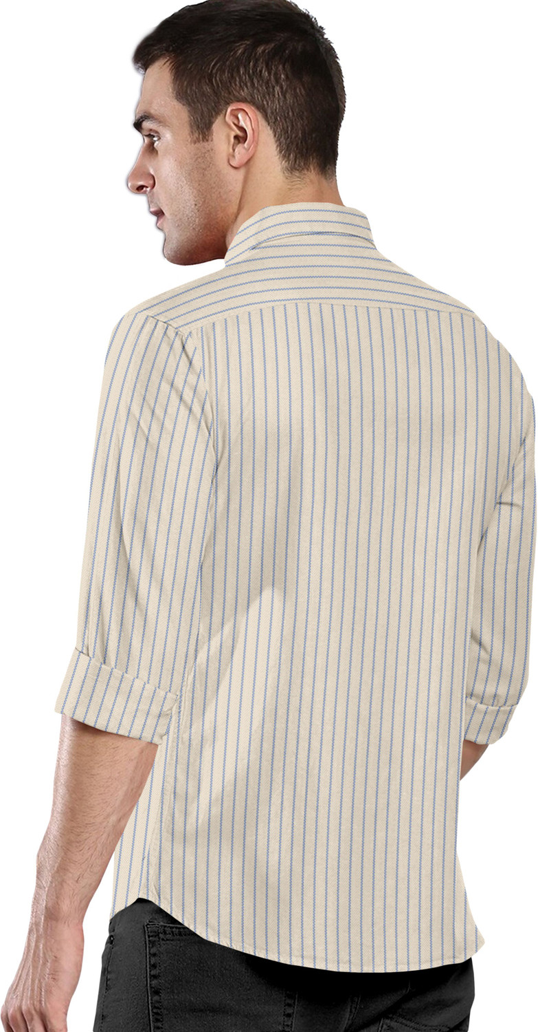 Image of TREND SHIVINT Men Solid Casual White Shirt