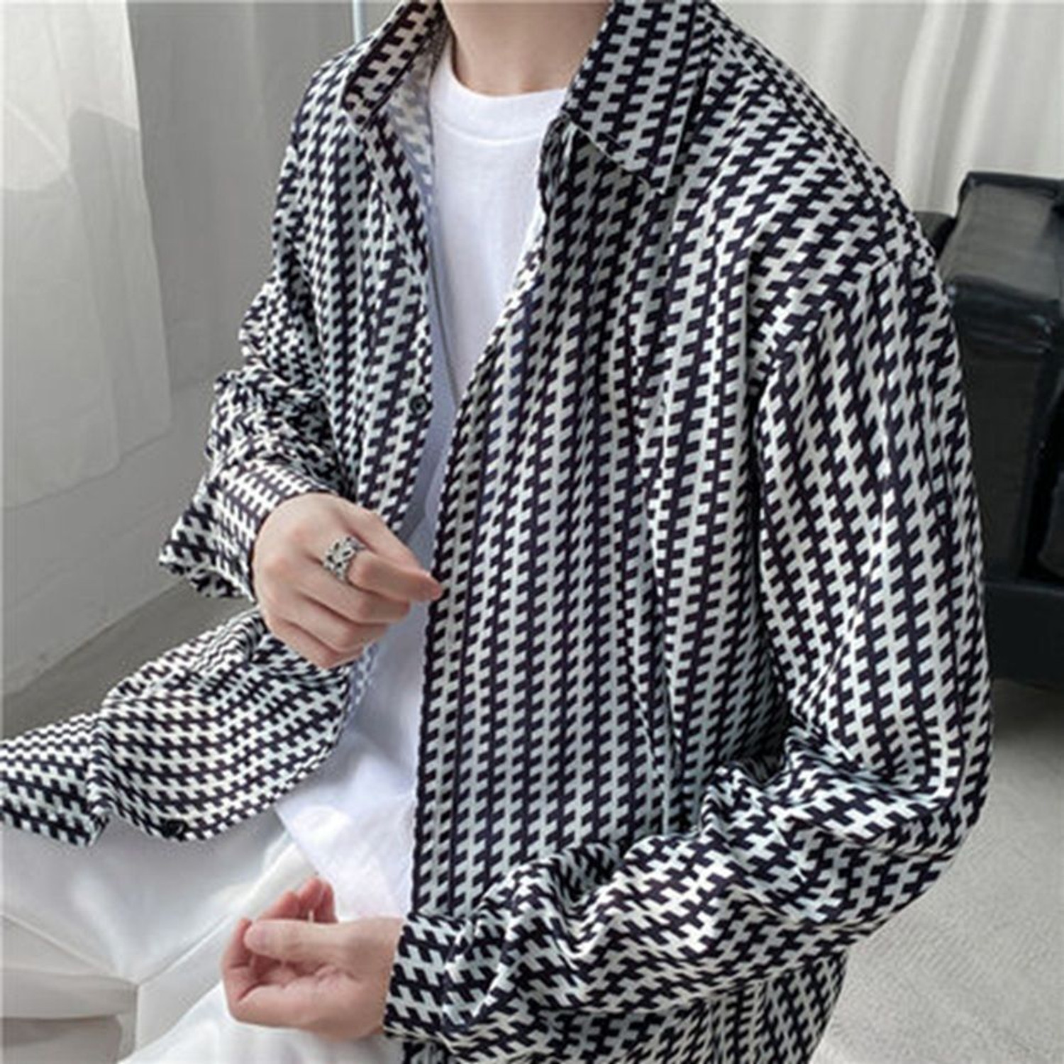 Image of Try This Men Color Block Casual Black Shirt