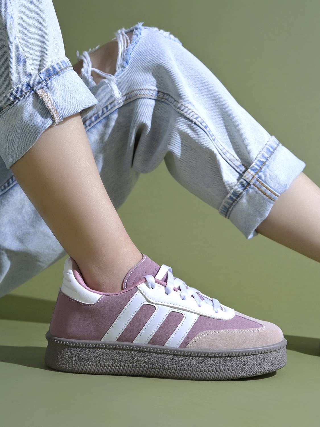 SHOETOPIA Girls Pink Lace Sneakers - Image 4