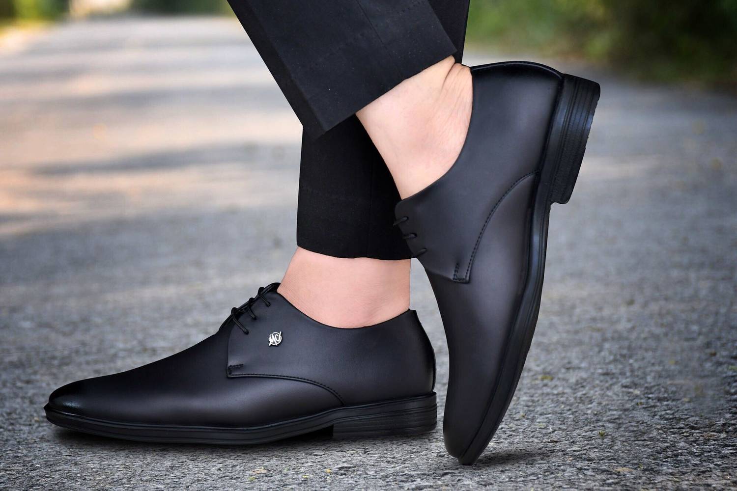 moocoozin Men's Soft Cushioned Formal Shoes - Image 5