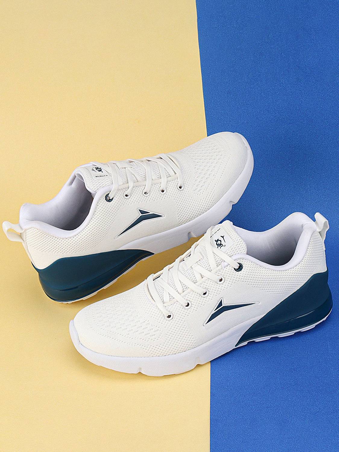 JQR EAST PLUS Men's White Running Shoes - Image 1