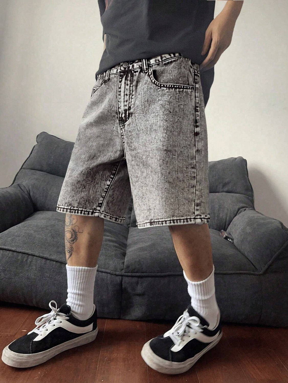 Image of FUDE PRIDE Solid Men Grey Baggy Shorts