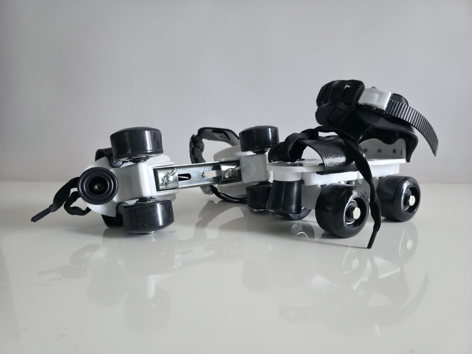 Image of P & V Creations Quad Roller Skates Quad Roller Kids Size 5 UK - 12 UK