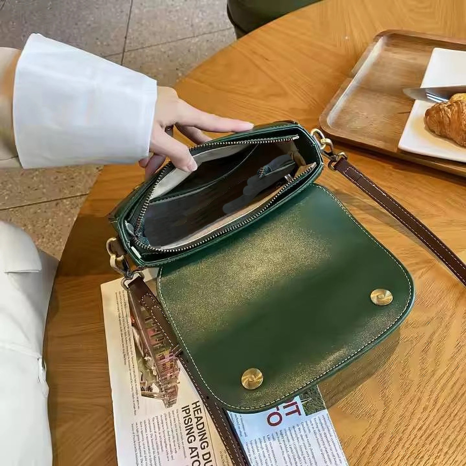 Image of LIZIQI Green Sling Bag for women Ladies side