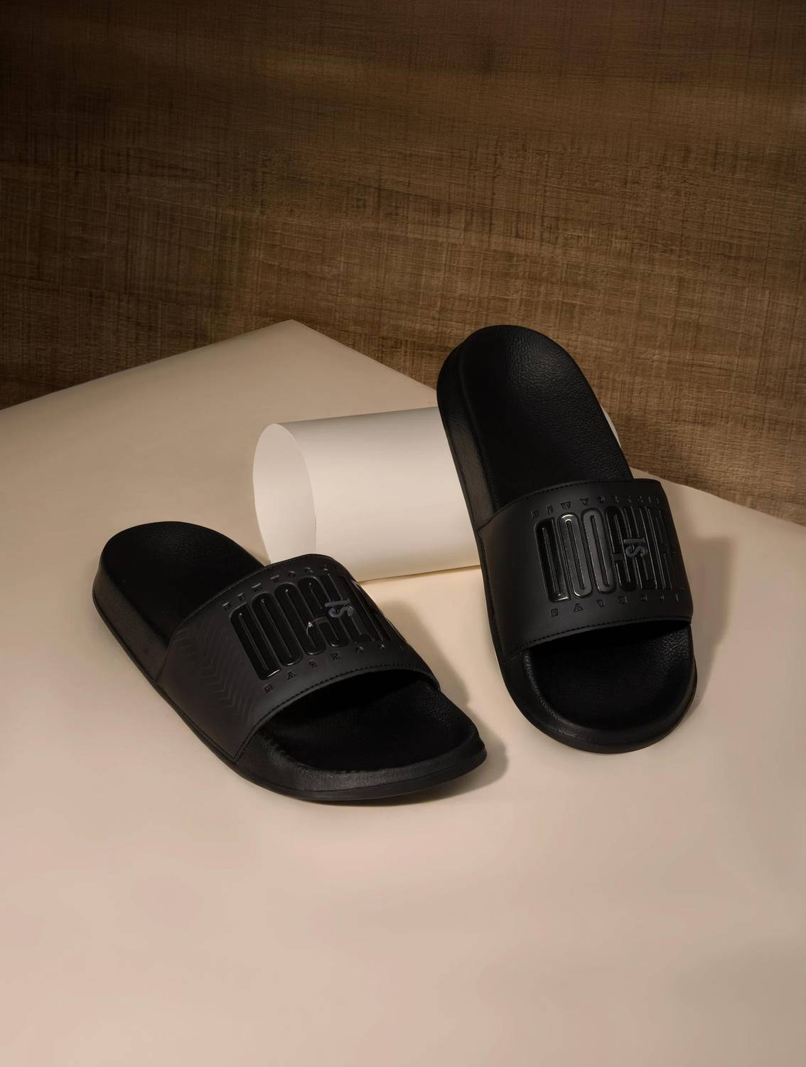 ARVAN Men Black Slides