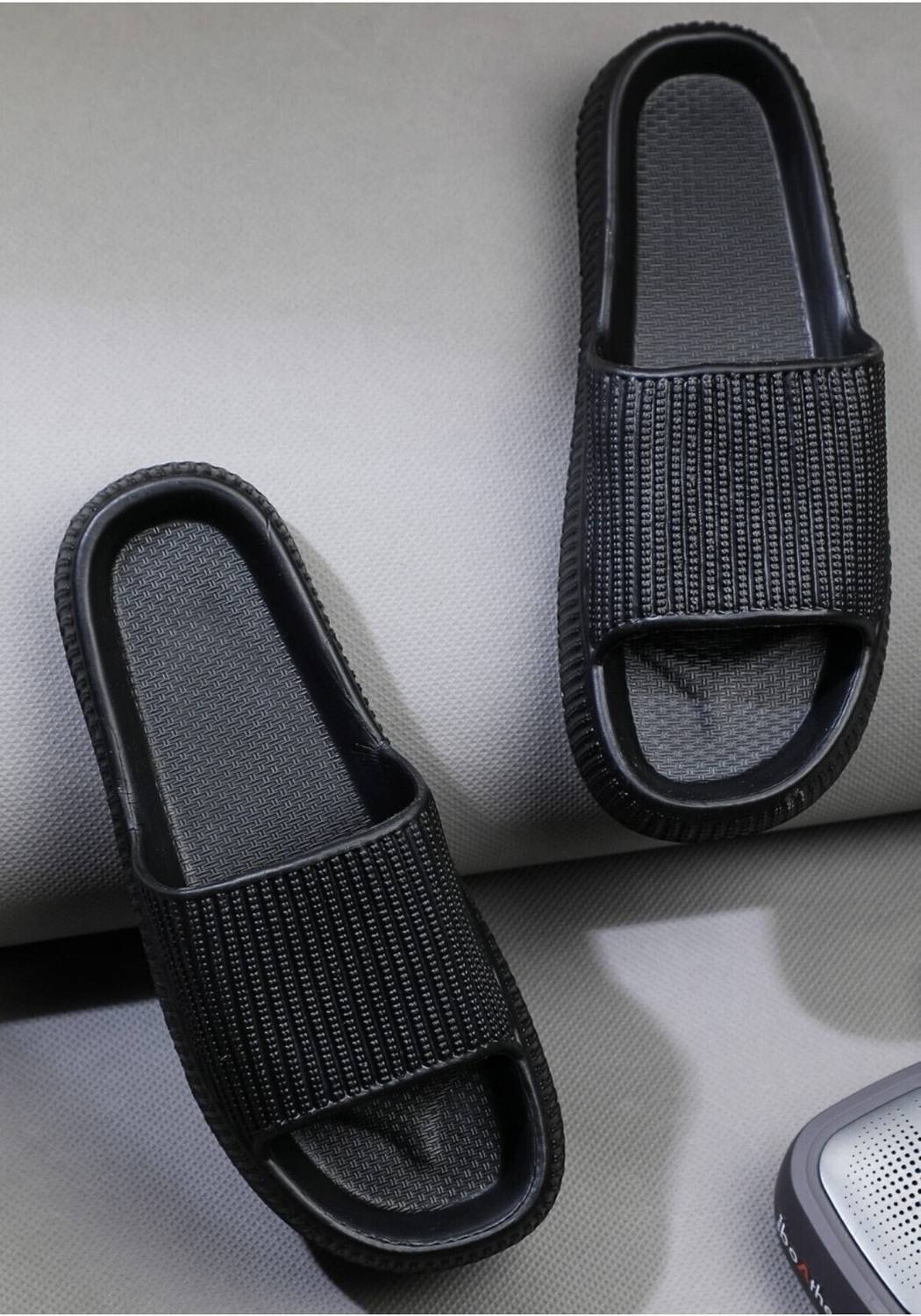Dee Rook Men Slides Black - Image 2