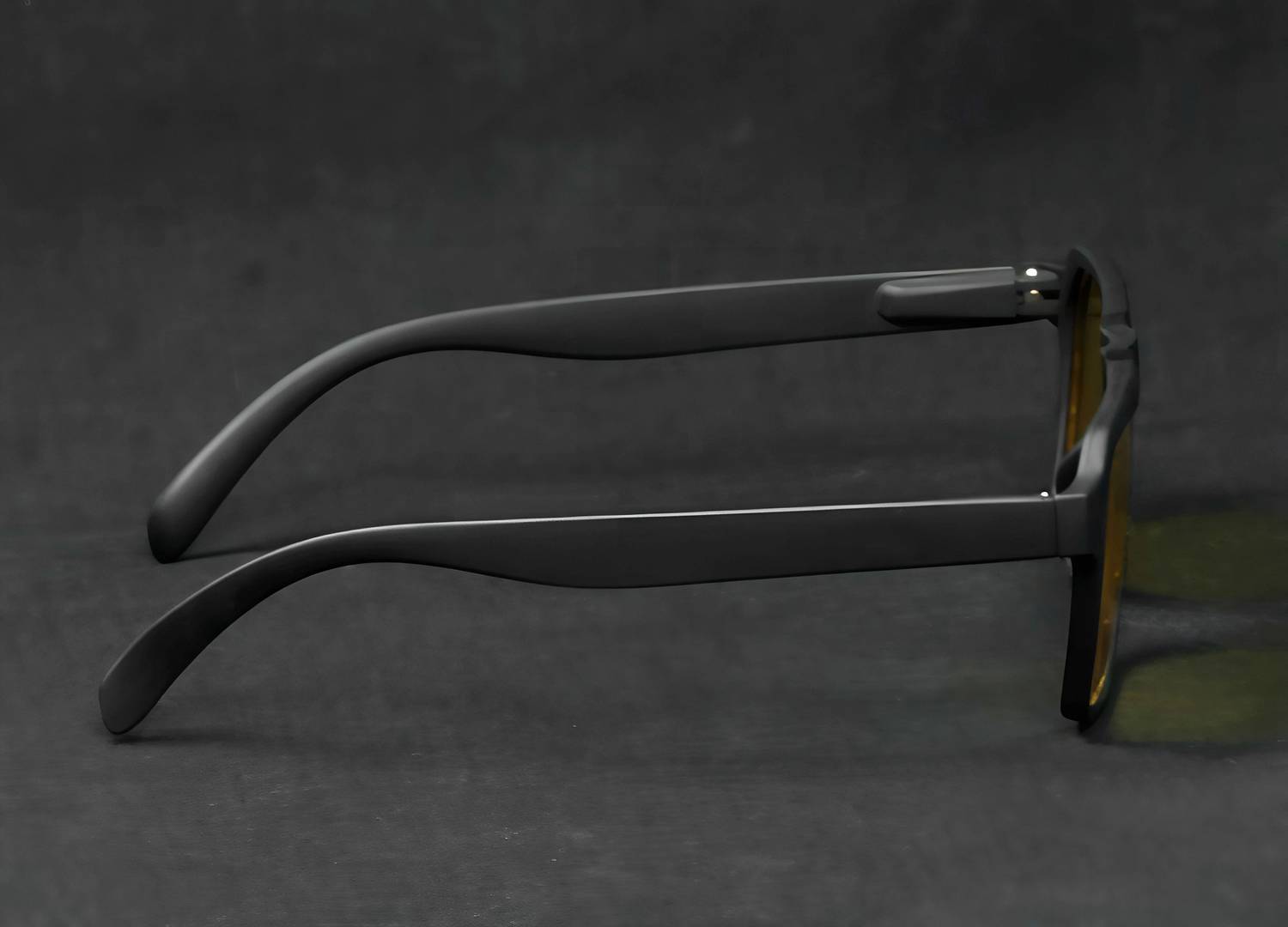 Anemone Retro Square Sunglasses - Image 4