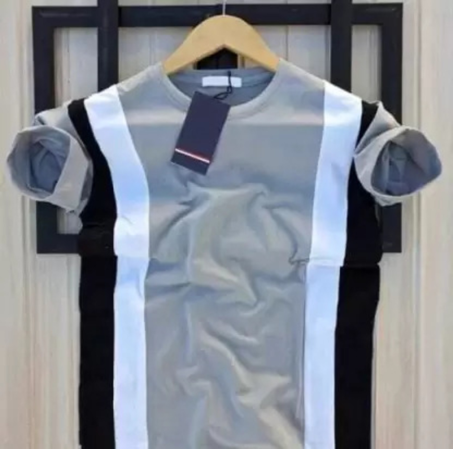 Image of squareretails Striped Men Grey T-Shirt
