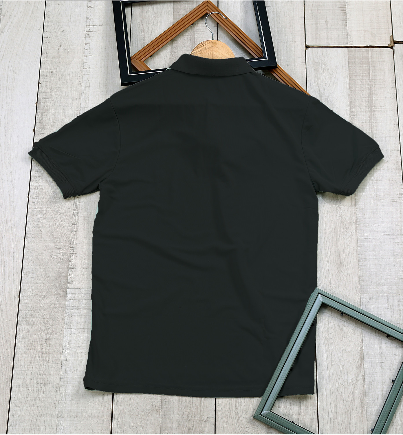 Image of Crafted India Solid Men Black T-Shirt