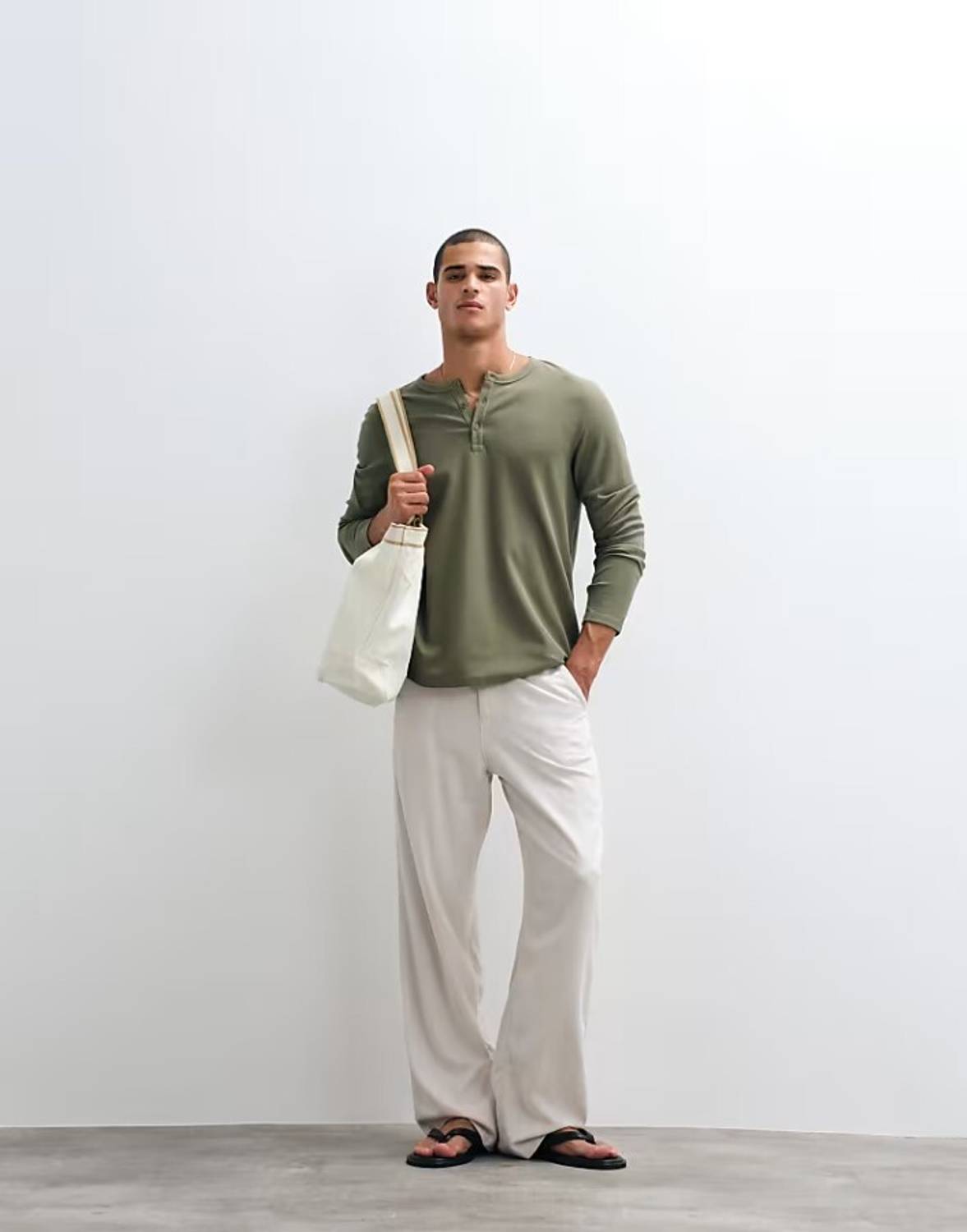Styvibe Men Green Henley Neck T-Shirt - Image 3