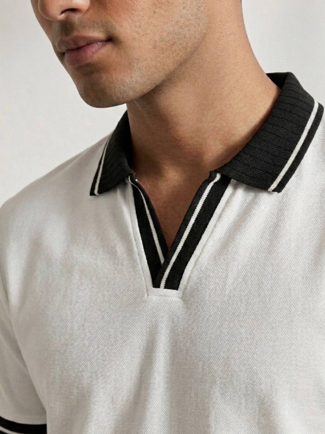 METRONAUT Colorblock Men Polo Neck White T-Shirt - Image 4