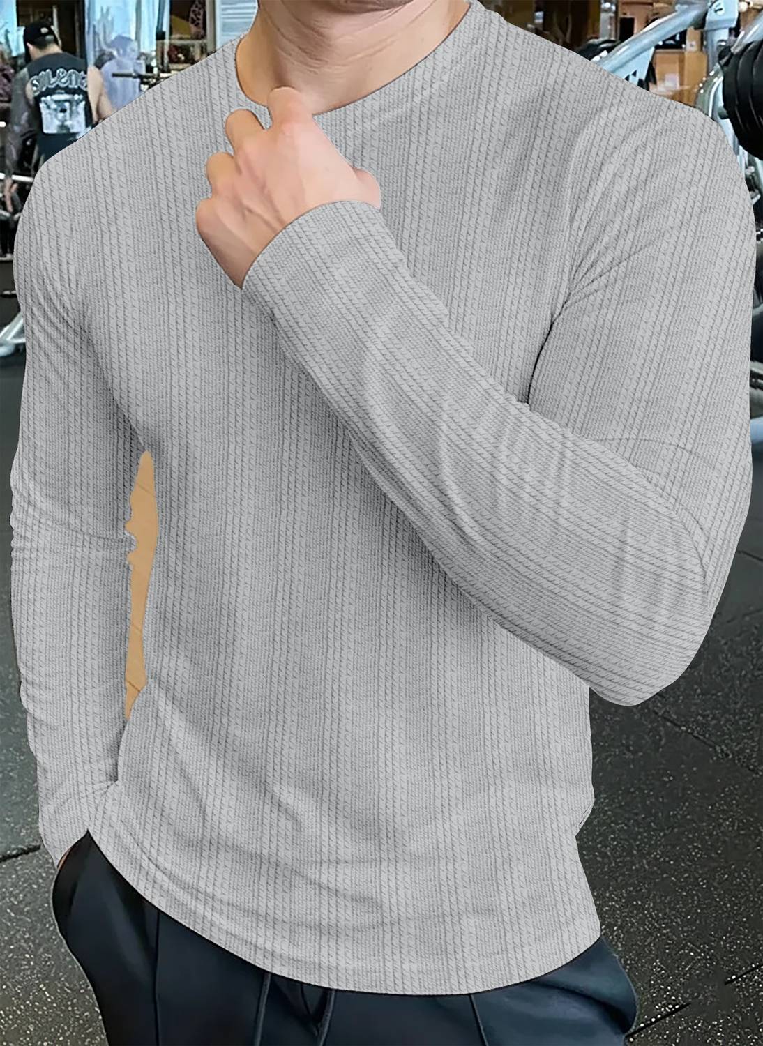 mozero Men Grey Round Neck T-Shirt - Image 2