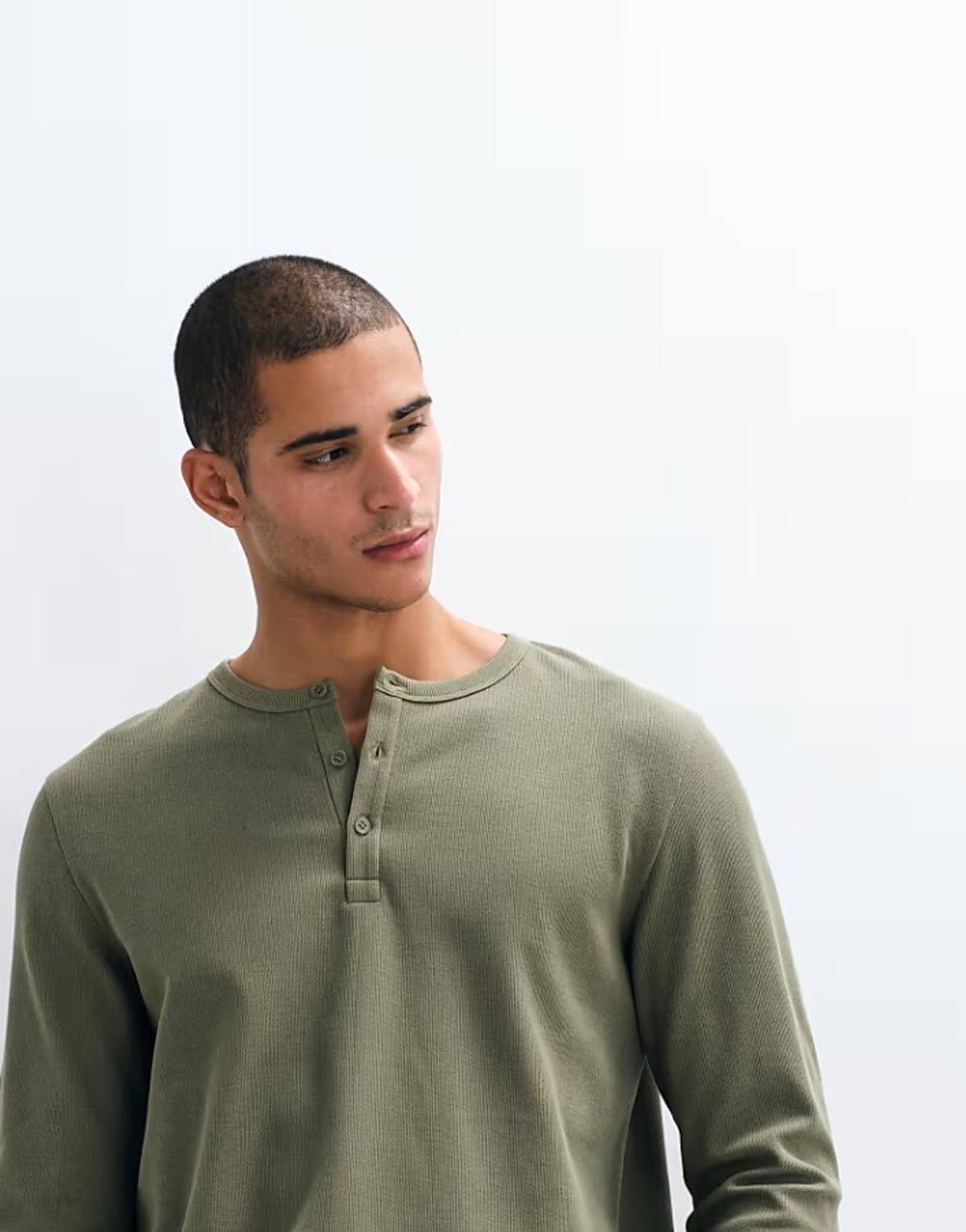 Styvibe Men Green Henley Neck T-Shirt - Image 5