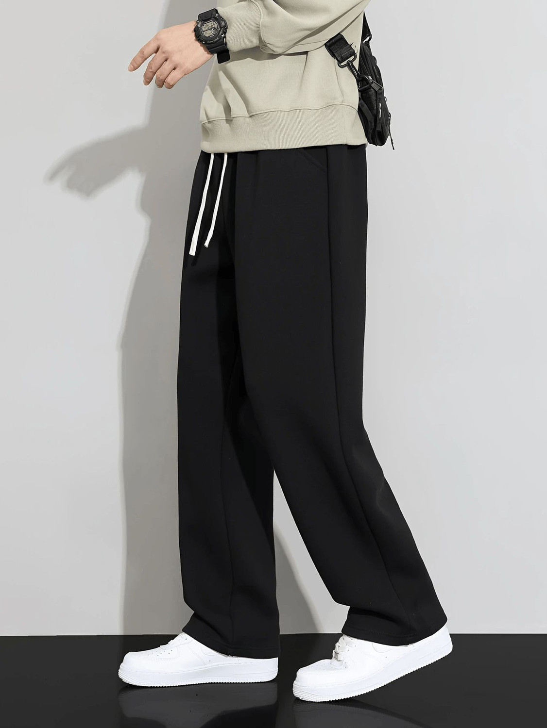 Image of harmin enterprise Solid Men Black Track Pants