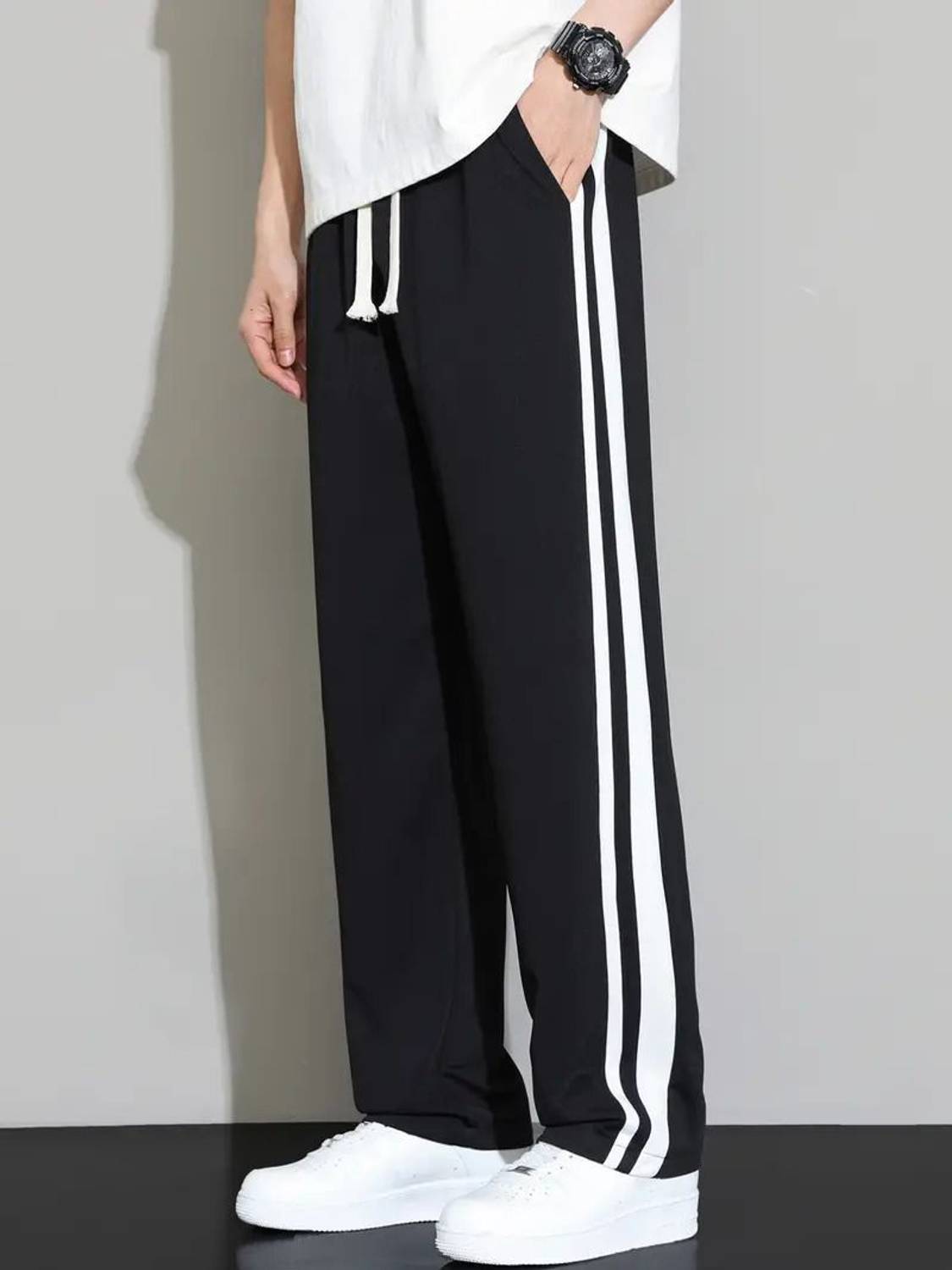 JexPuti Striped Men Black Track Pants