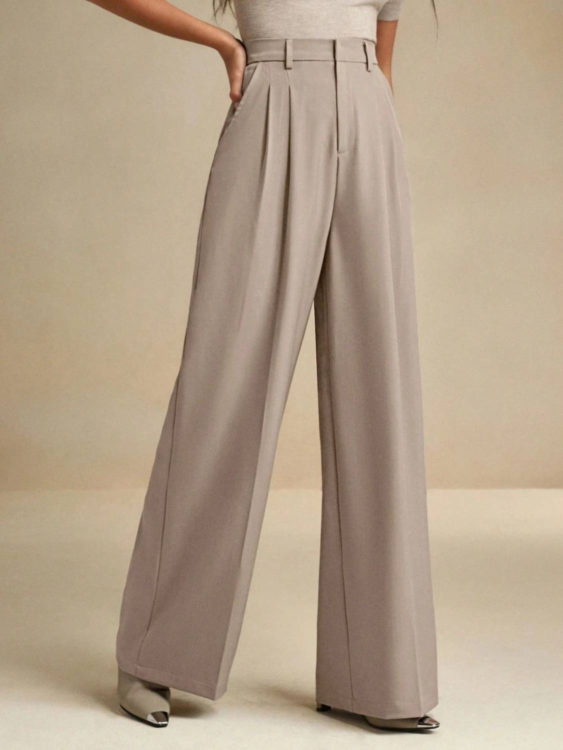 KOTTY Relaxed Women Beige Trousers - Image 1